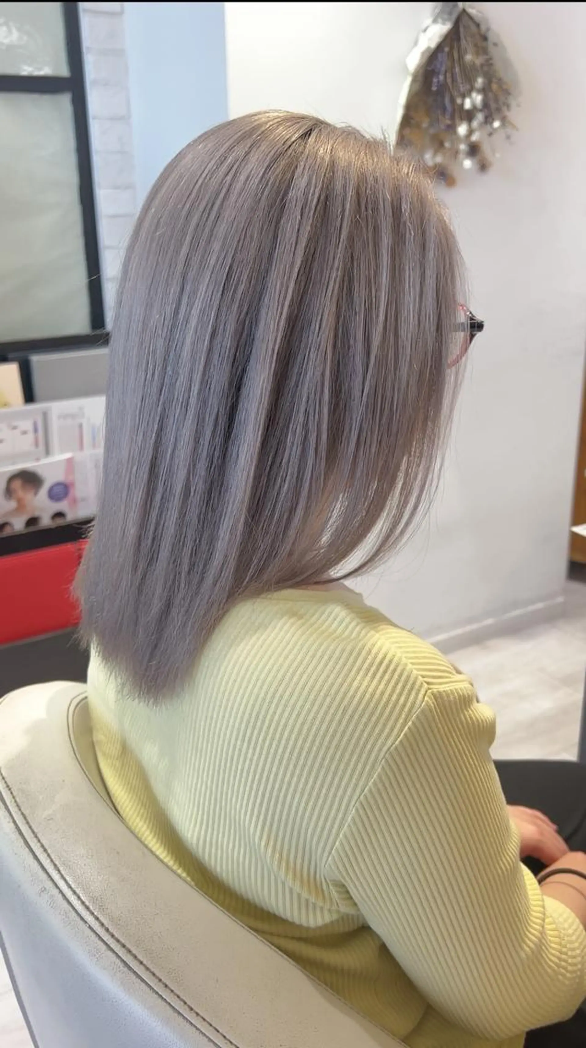 セミロング カラー ブリーチ ブロンド シルバー ホワイトブロンド ヘアカラー トリートメント メンズパーマ/ メンズカット/タクヤのヘアスタイル