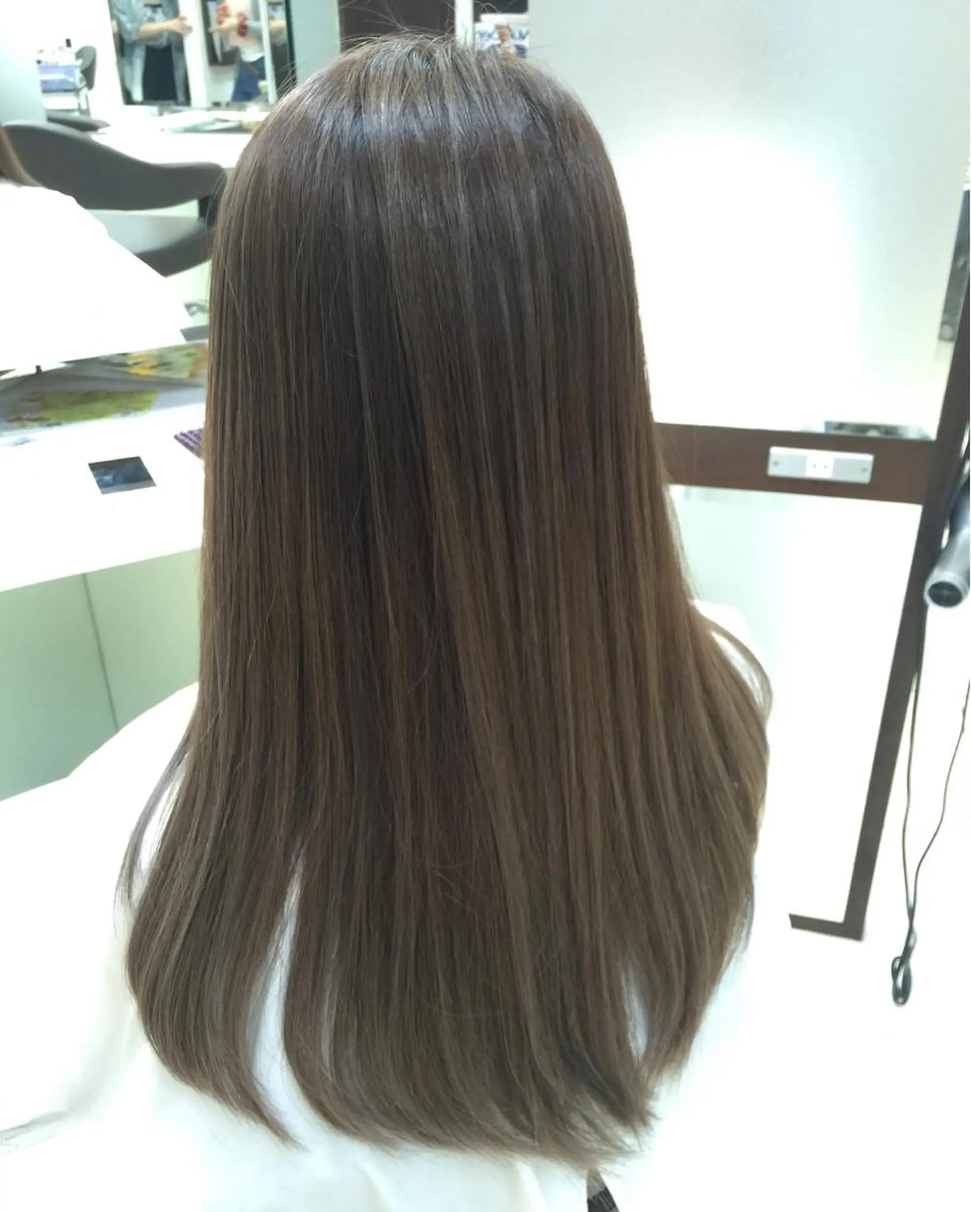 セミロング ロング カラー 似合わせ レイヤー須川のヘアスタイル