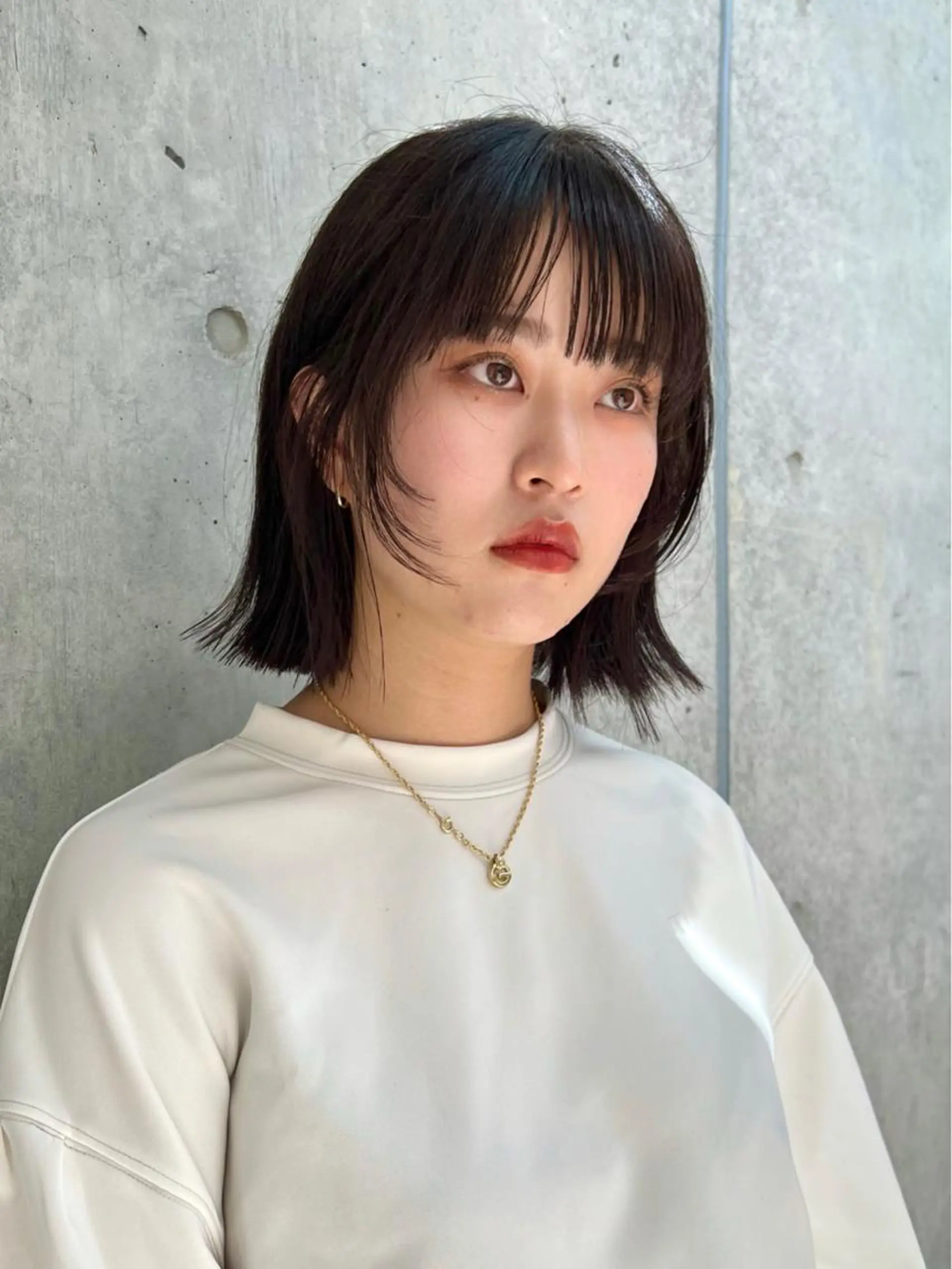 ミディアム カラー ベージュカラー 透明感カラー グレージュ ボブ カット ヘアカラー トリートメント レイヤー専門家 ダブルカラー修のヘアスタイル