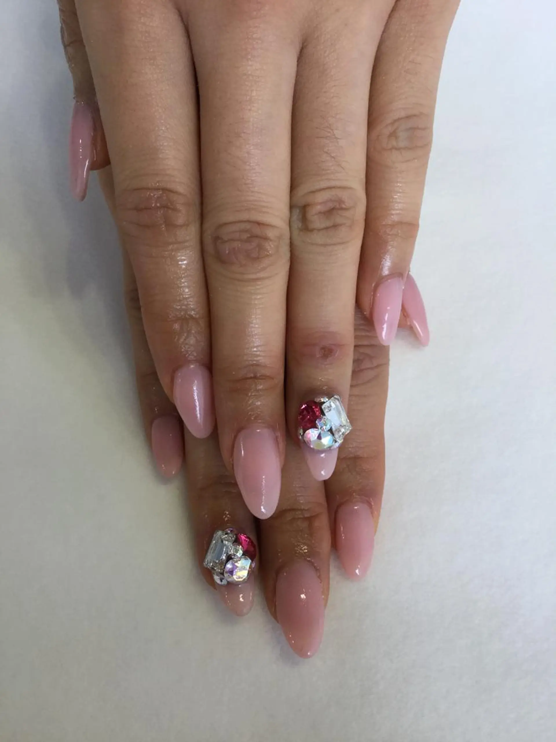 ネイル 💎🐰 saki. m 🐰💎のネイルデザイン