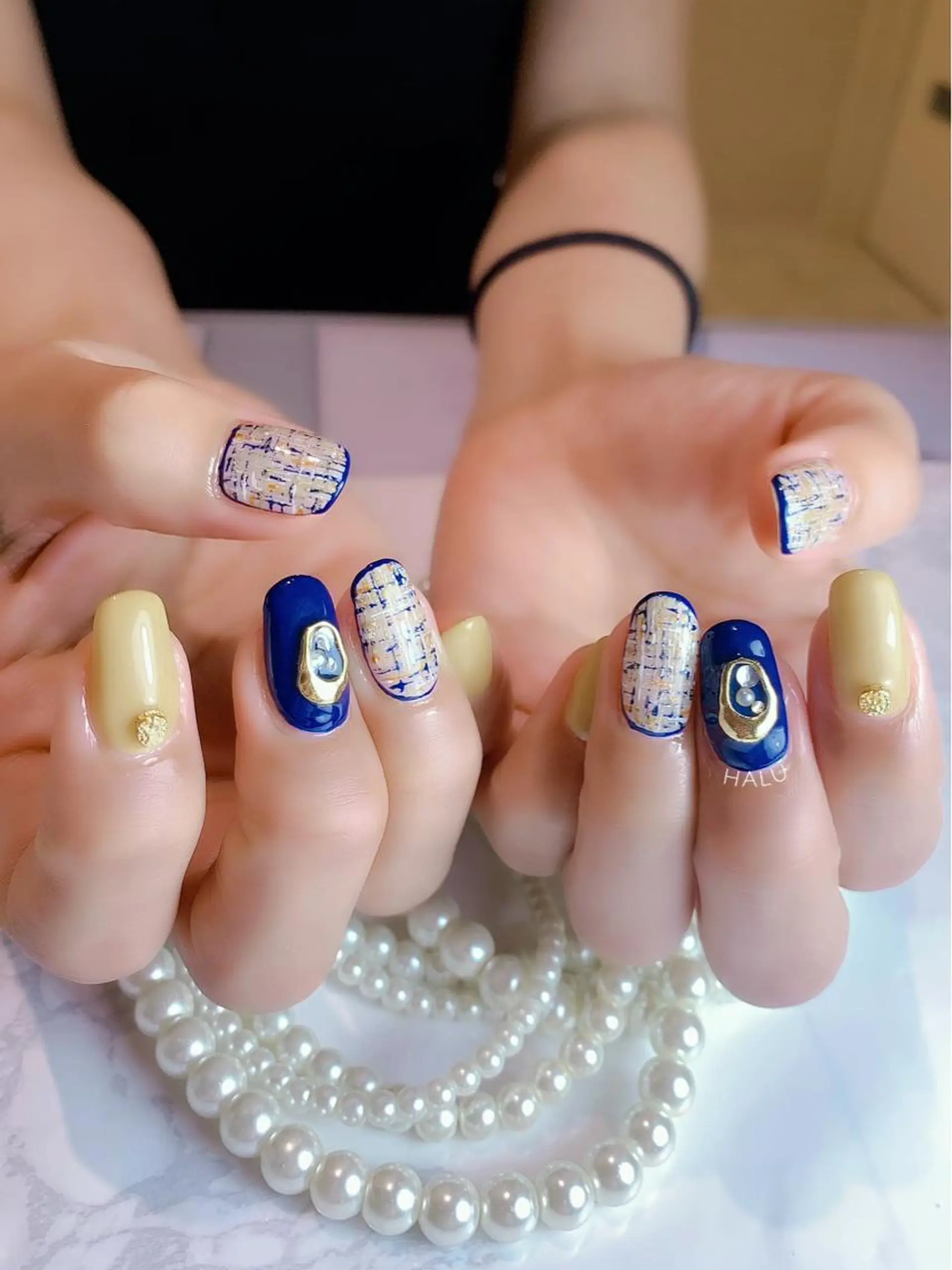 ネイル ネイビー HALU ハルのネイルデザイン