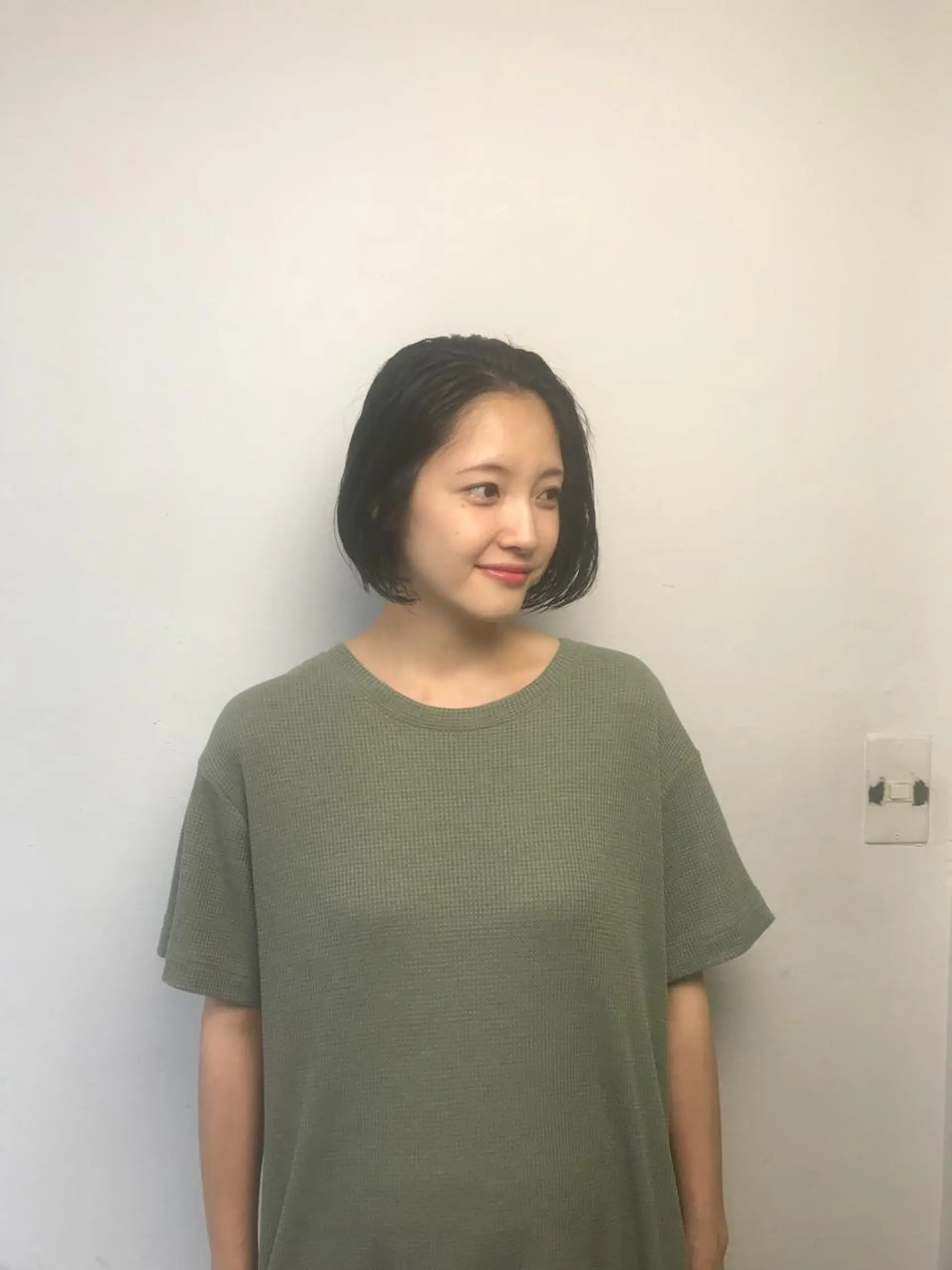 ショート カラー パーマ 前下がりボブ ボブ 岩田菜央 《武蔵小杉》のヘアスタイル