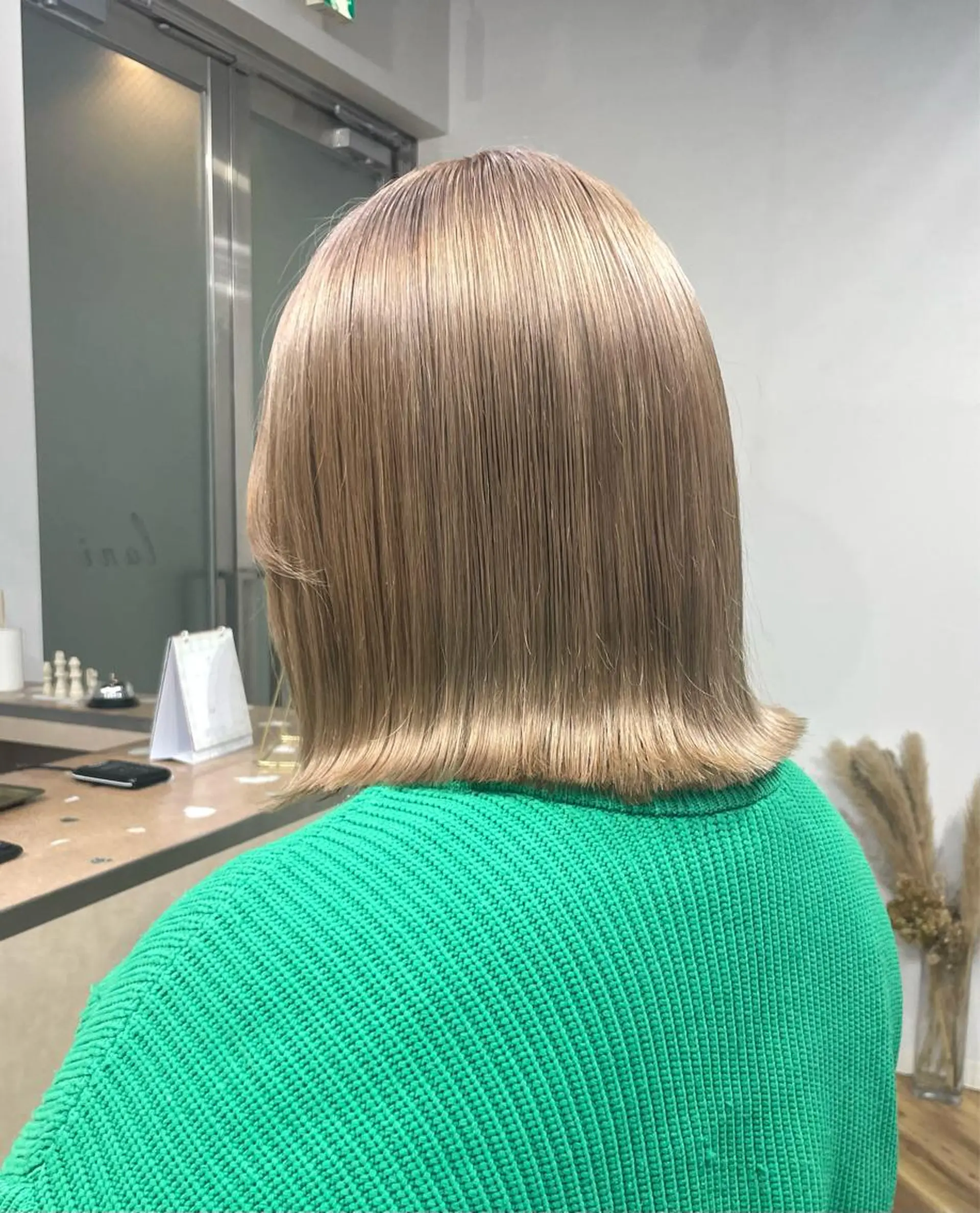 ミディアム ヘアカラー トリートメント lani hair salon所属・SHOTO ハイトー ン/デザインカラーのヘアスタイル