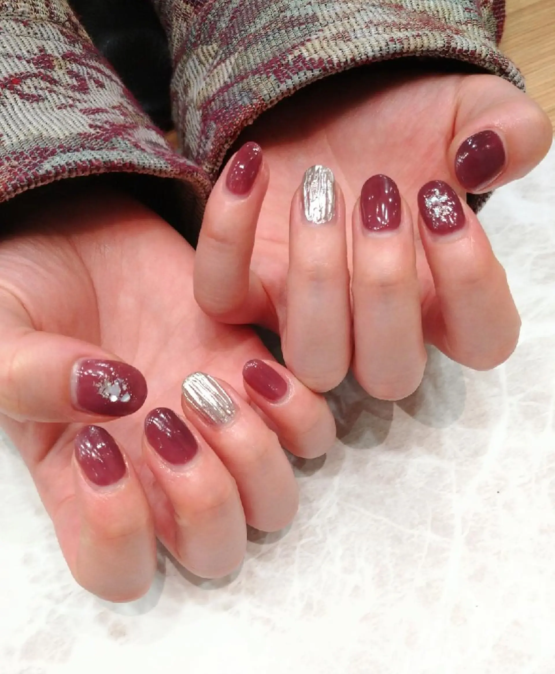 ネイル 成人式 ジェルネイル ミラーネイル ワンカラーネイル パラジェル ハンドネイル 會田 瑠衣のネイルデザイン