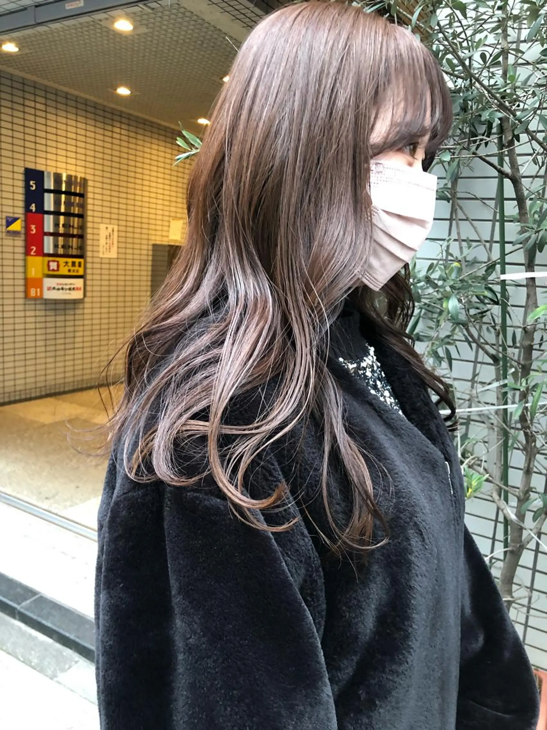 ロング カラー 透明感カラー カット ヘアカラー トリートメント ヘアセット 🌷ボブ/髪質改善 ストレートのヘアスタイル