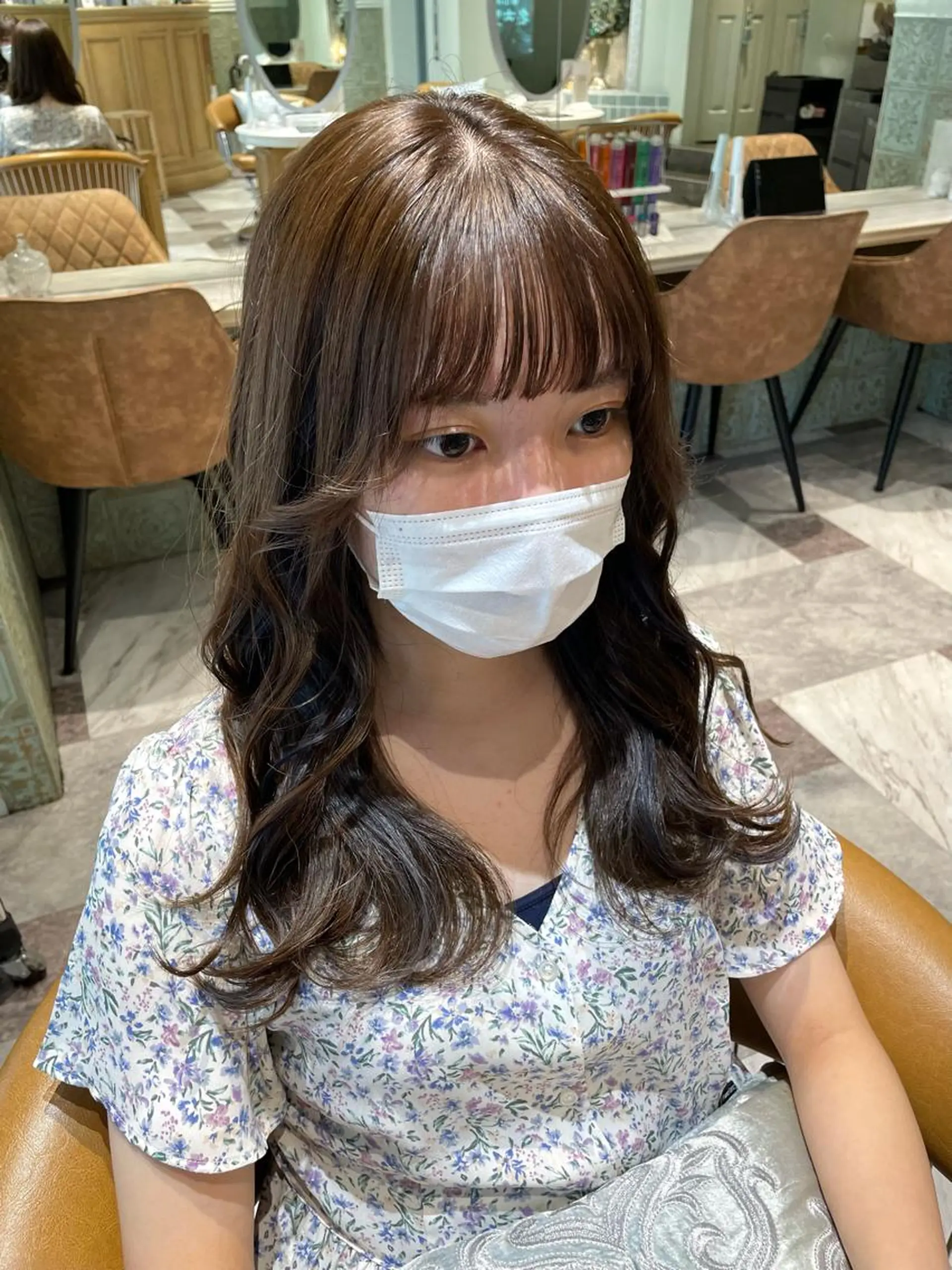 ミディアム 木屋元一/透明感 /レイヤー/顔まわりのヘアスタイル