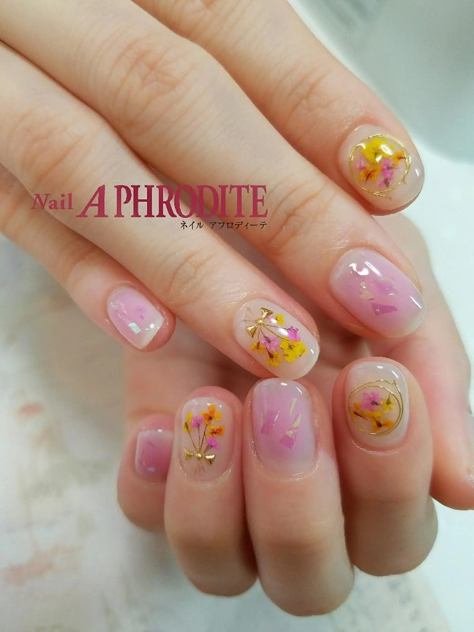 ネイル Nail  Aphroditeのネイルデザイン