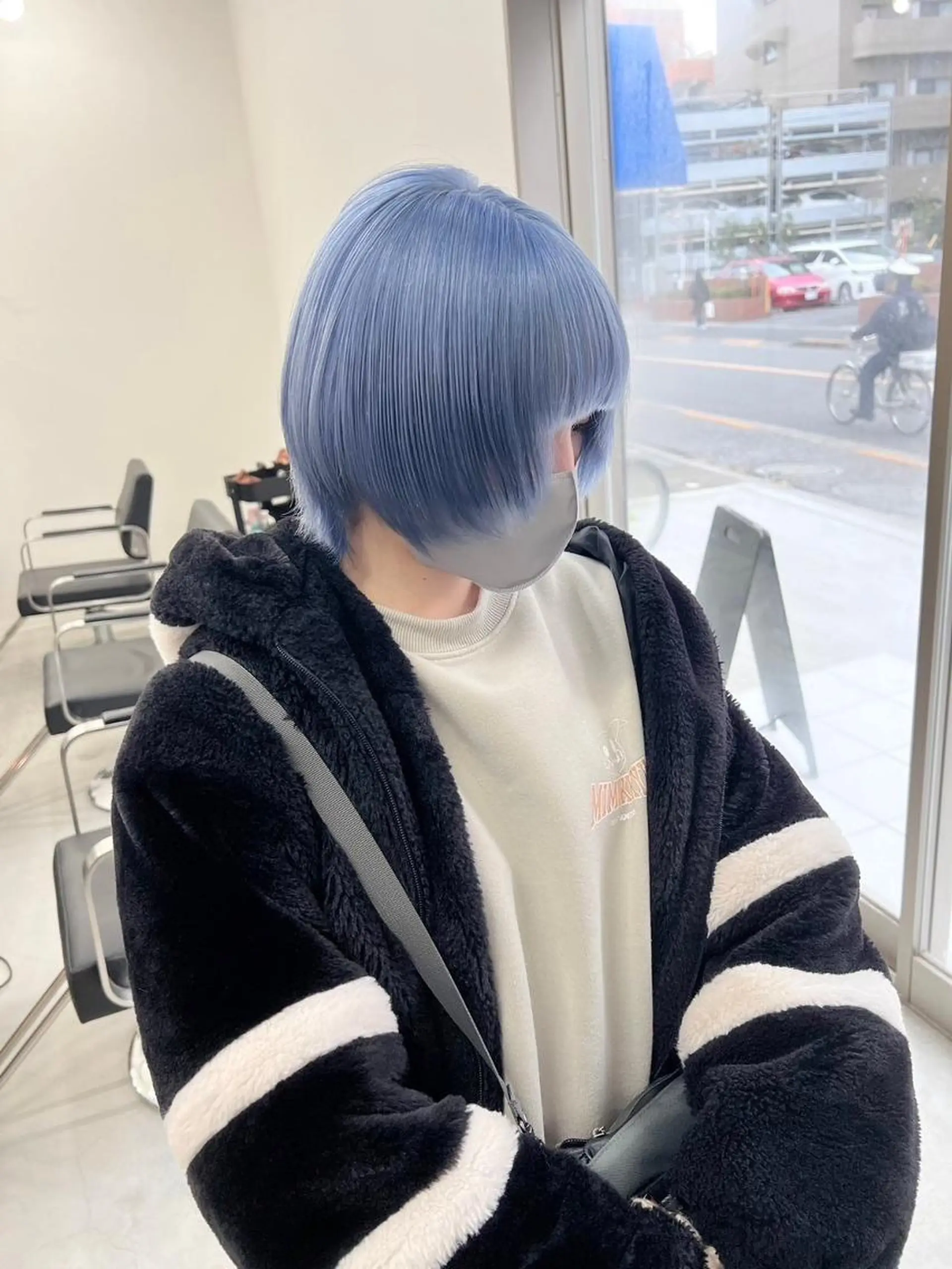 ミディアム 似合わせカット✂️ Eir江坂🌈西岡のヘアスタイル