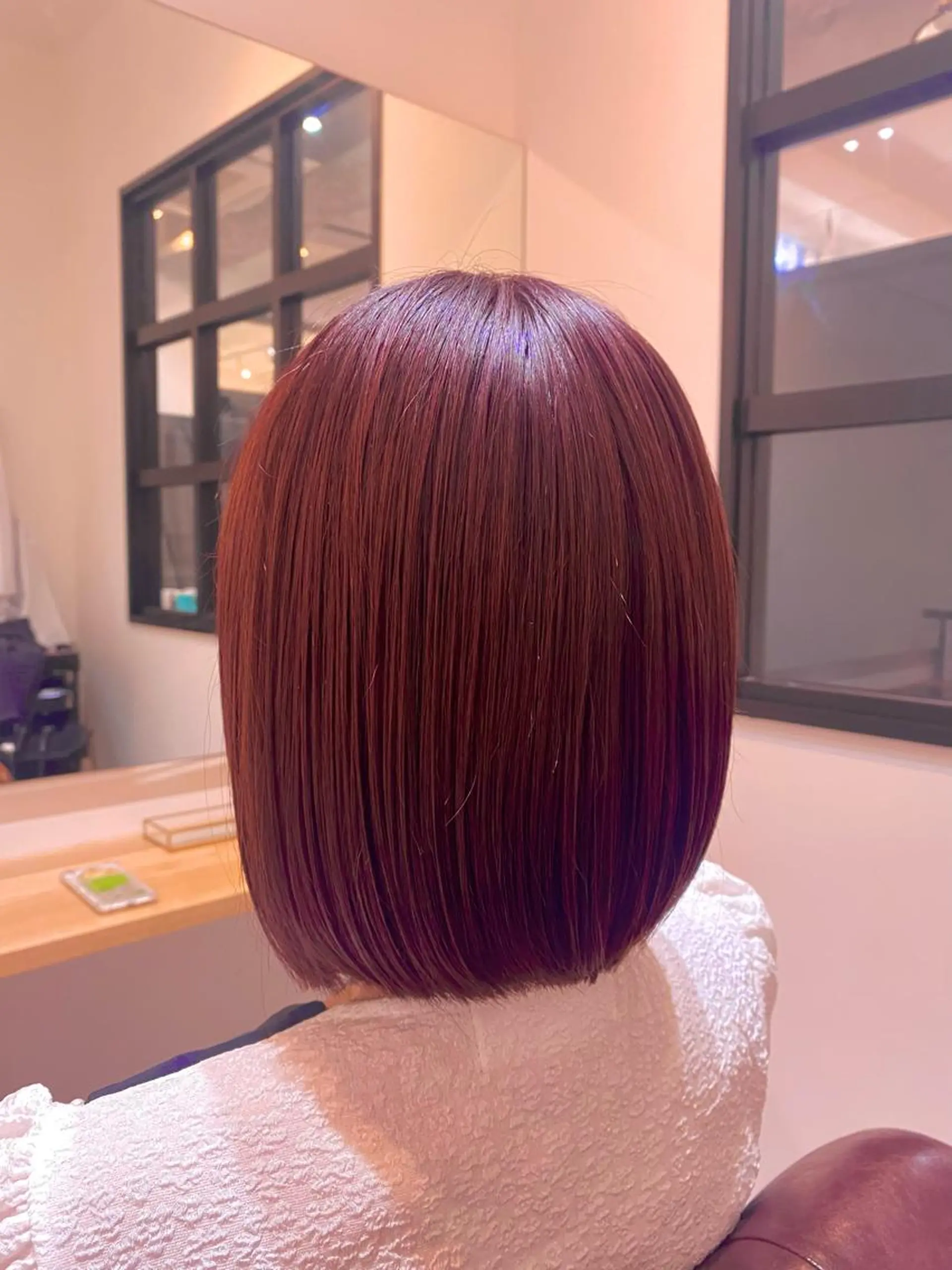 ミディアム カラー ミディアムパーマ バレイヤージュ ブリーチ ケアブリーチ デザインカラー カット ヘアカラー トリートメント ♡オシャ髪♡AI ✂️newi町田のヘアスタイル