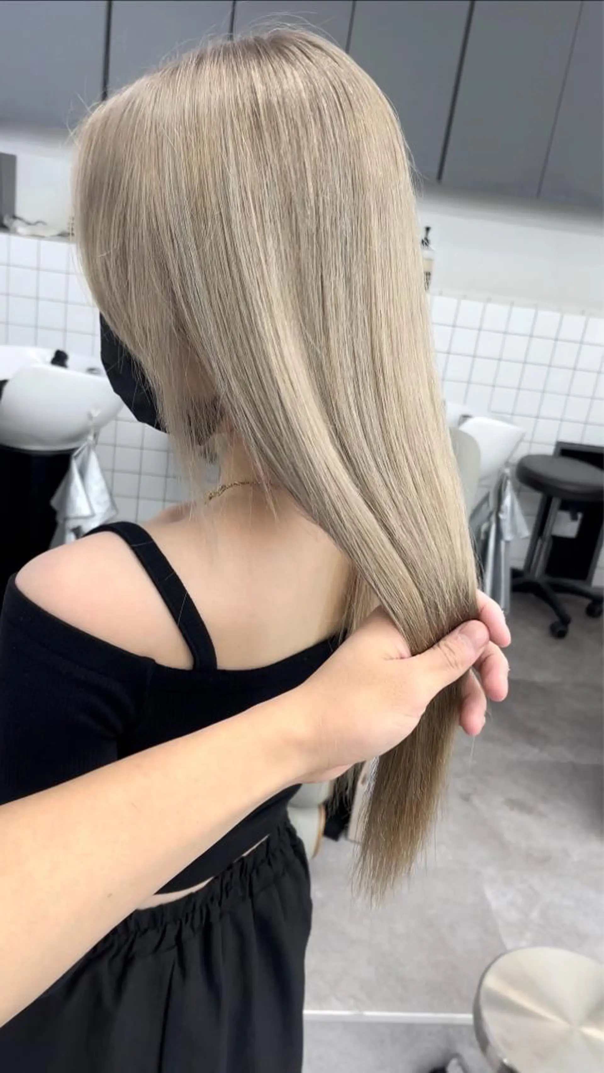 セミロング カラー 高島大登/顔周り /レイヤーカットのヘアスタイル