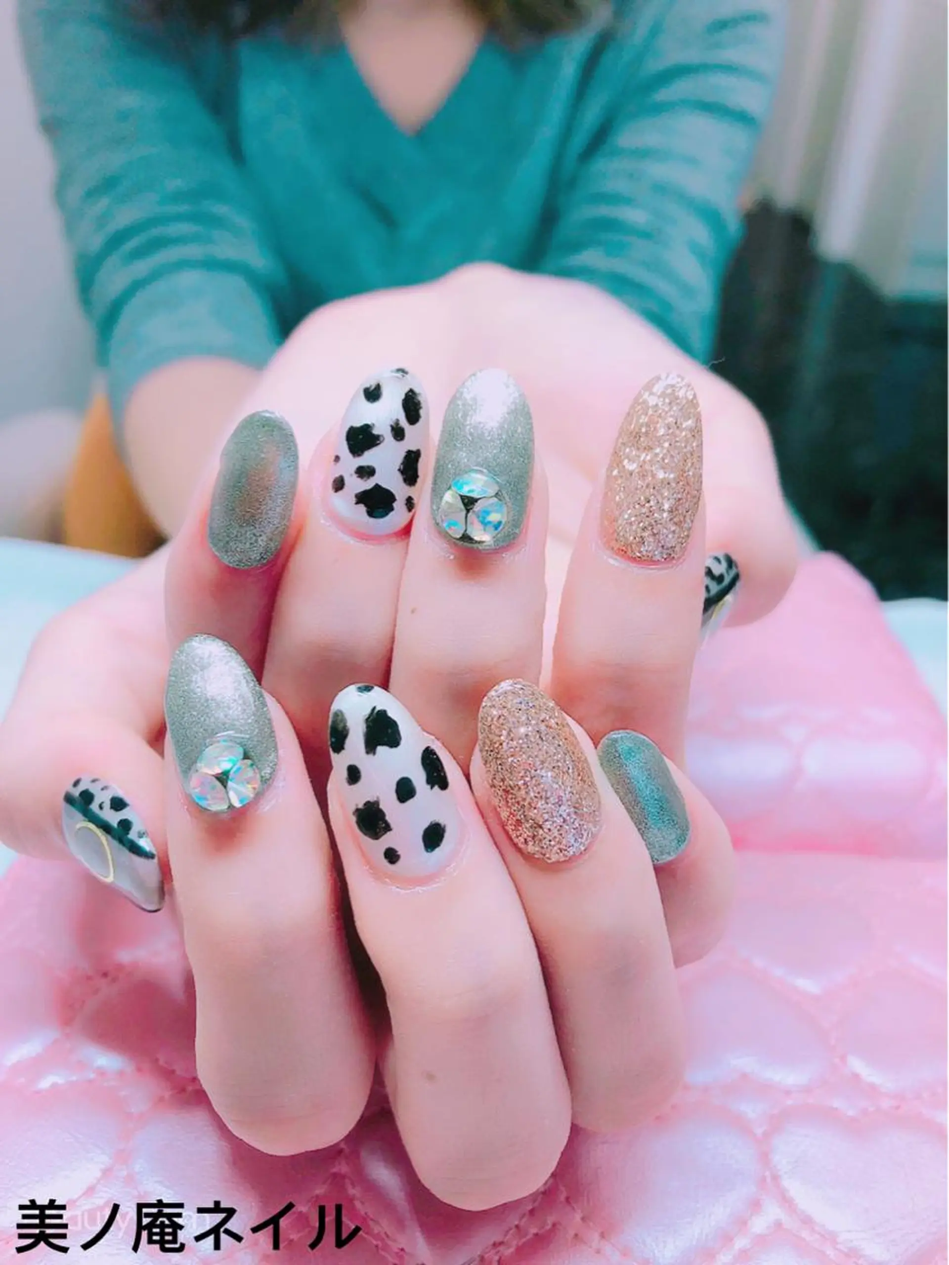 ネイル ハンドネイル ハンドケア 美ノ庵ネイルサロン メトロポリタン前店のネイルデザイン