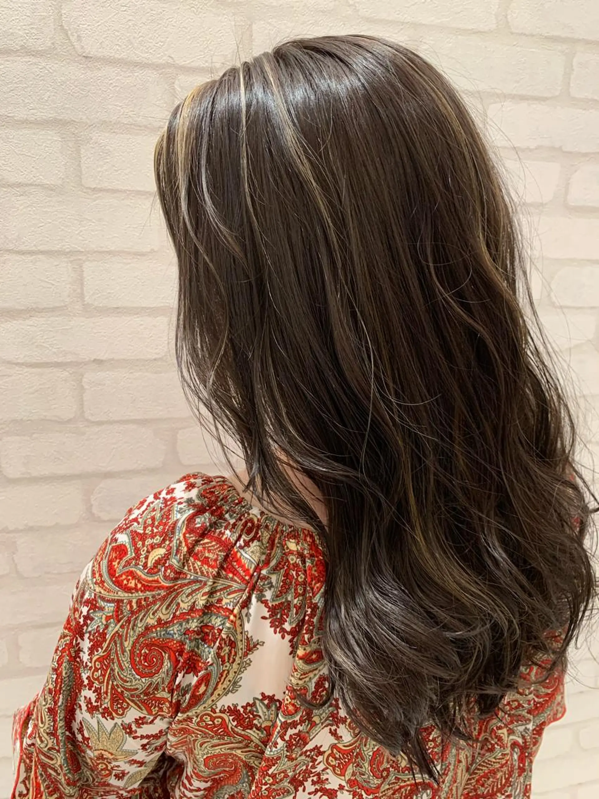 ロング カラー ハイライトカラー 3Dハイライト ハイライト Gain所属・Gain Nanamiのエステ・リラクイメージ