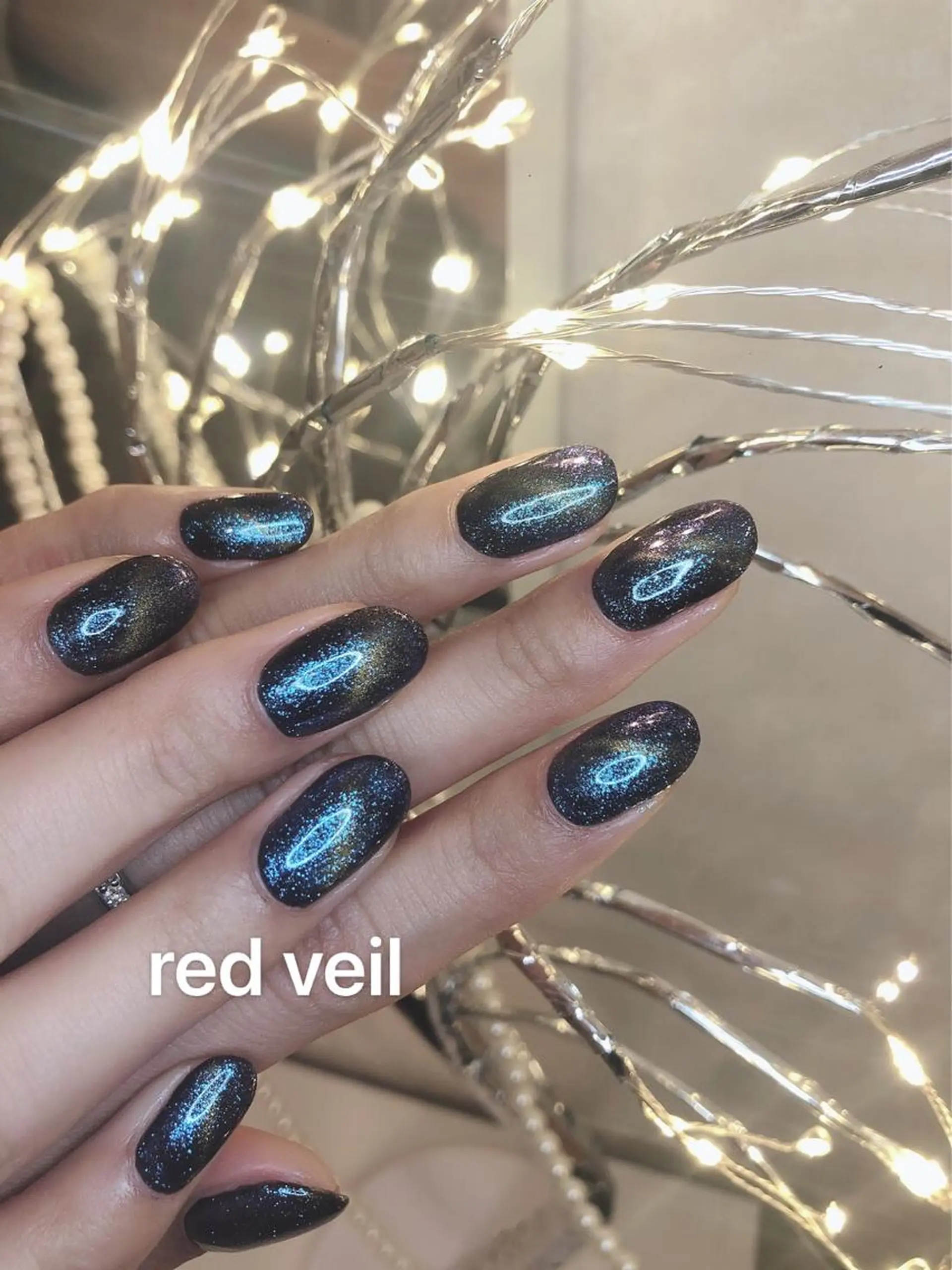 ミディアム ネイル マグネットネイル ハンドネイル 長さ出し専門 nynaのネイルデザイン