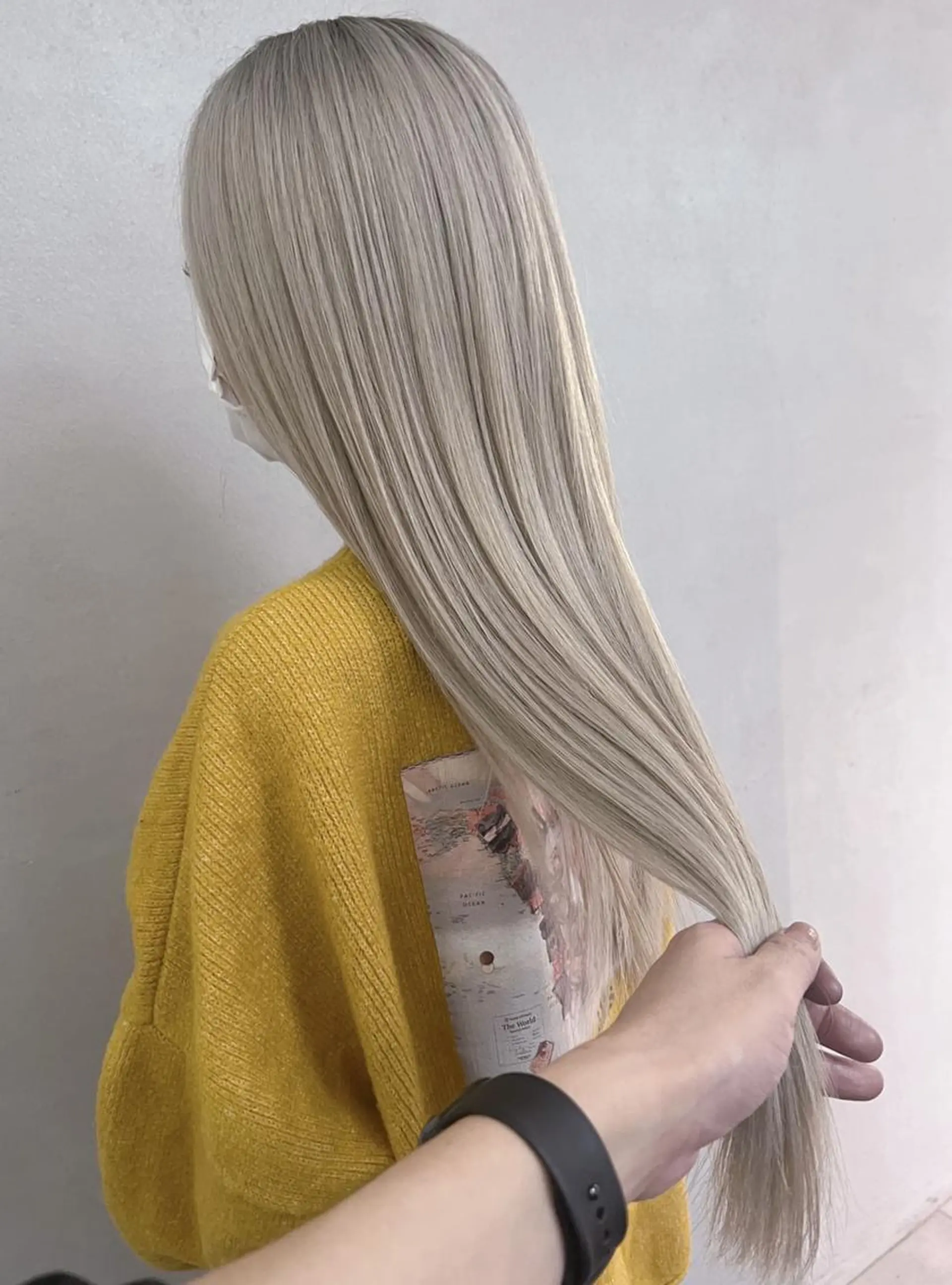 ロング カラー ベージュカラー ブリーチ ヘアカラー トリートメント ayano/天神 ハイトーン/ブリーチのヘアスタイル