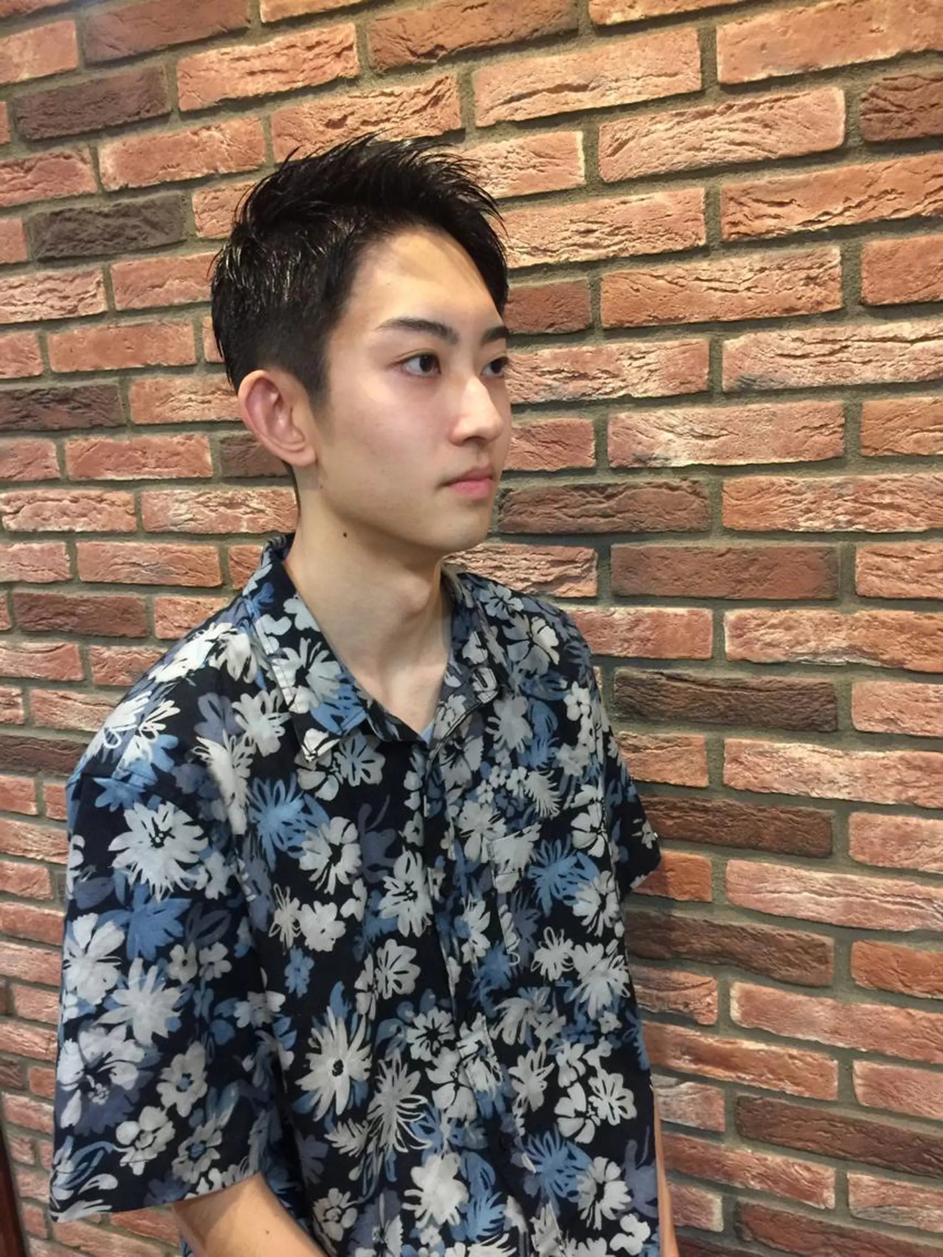 ショート カラー 赤坂barber 古澤慶一郎【モテ髪】のヘアスタイル