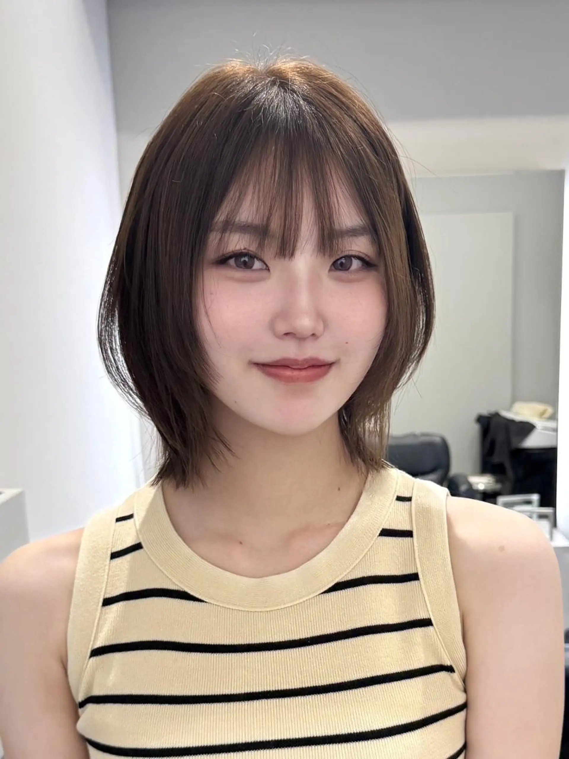 ミディアム 岡本葵子カットモデル ┊束感マツエクのマツエク・マツパデザイン