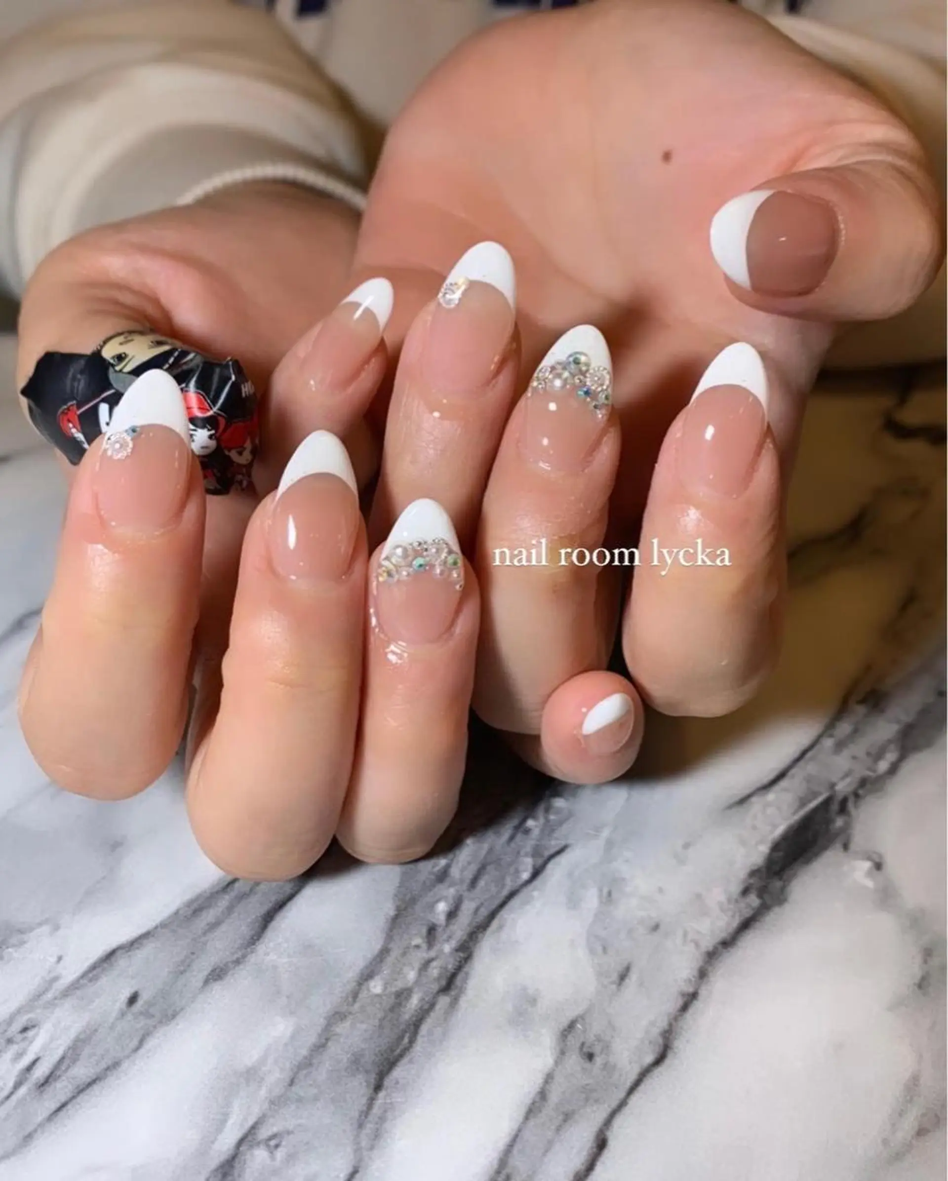 ネイル ﾈｲﾙﾙｰﾑﾘｯｶ 𝐦𝐚𝐲𝐮のネイルデザイン