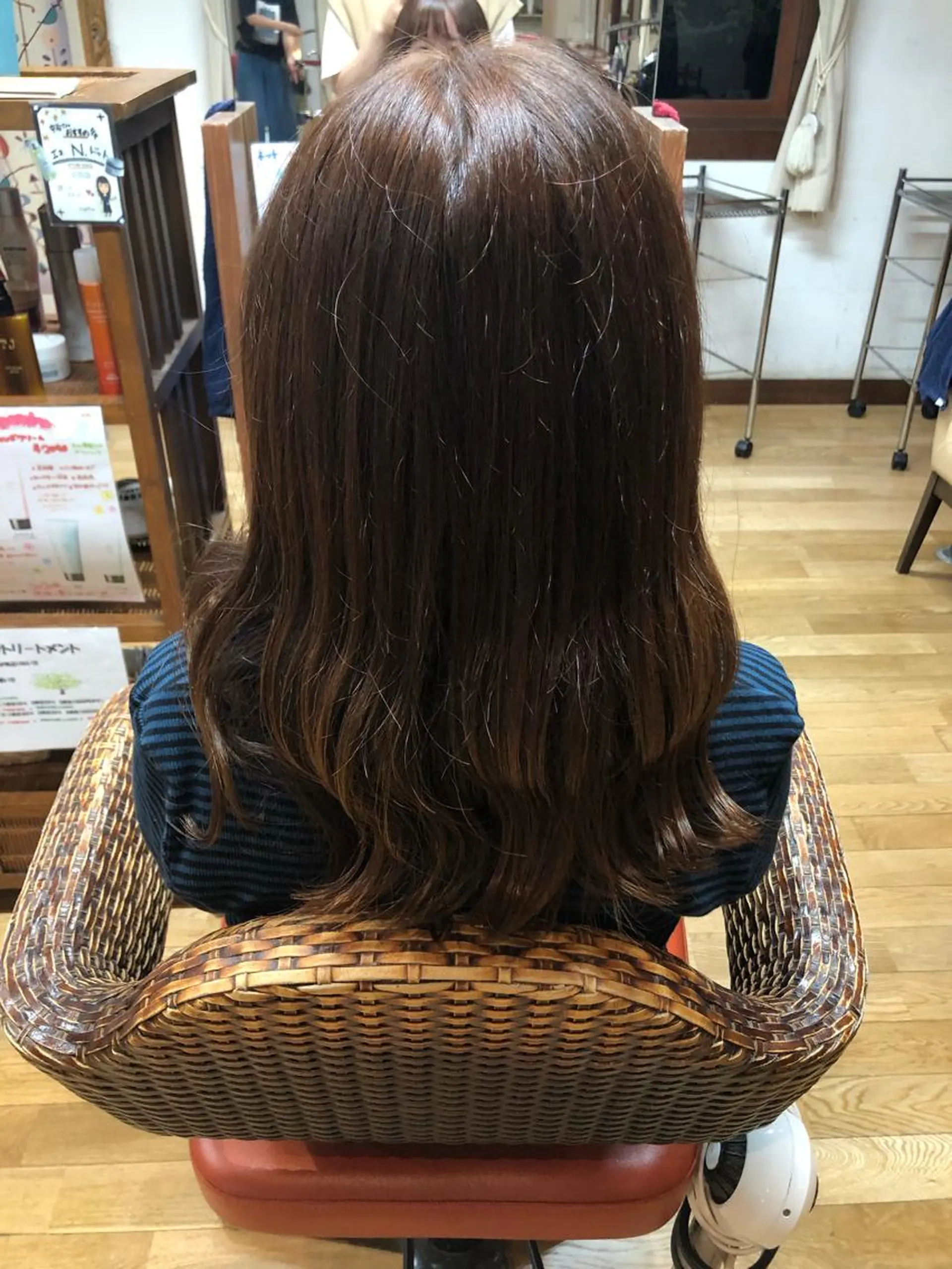 セミロング カラー ヘアアレンジ ブラウンカラー ショコラブラウン ピンクカラー 宮原 菜月のヘアスタイル