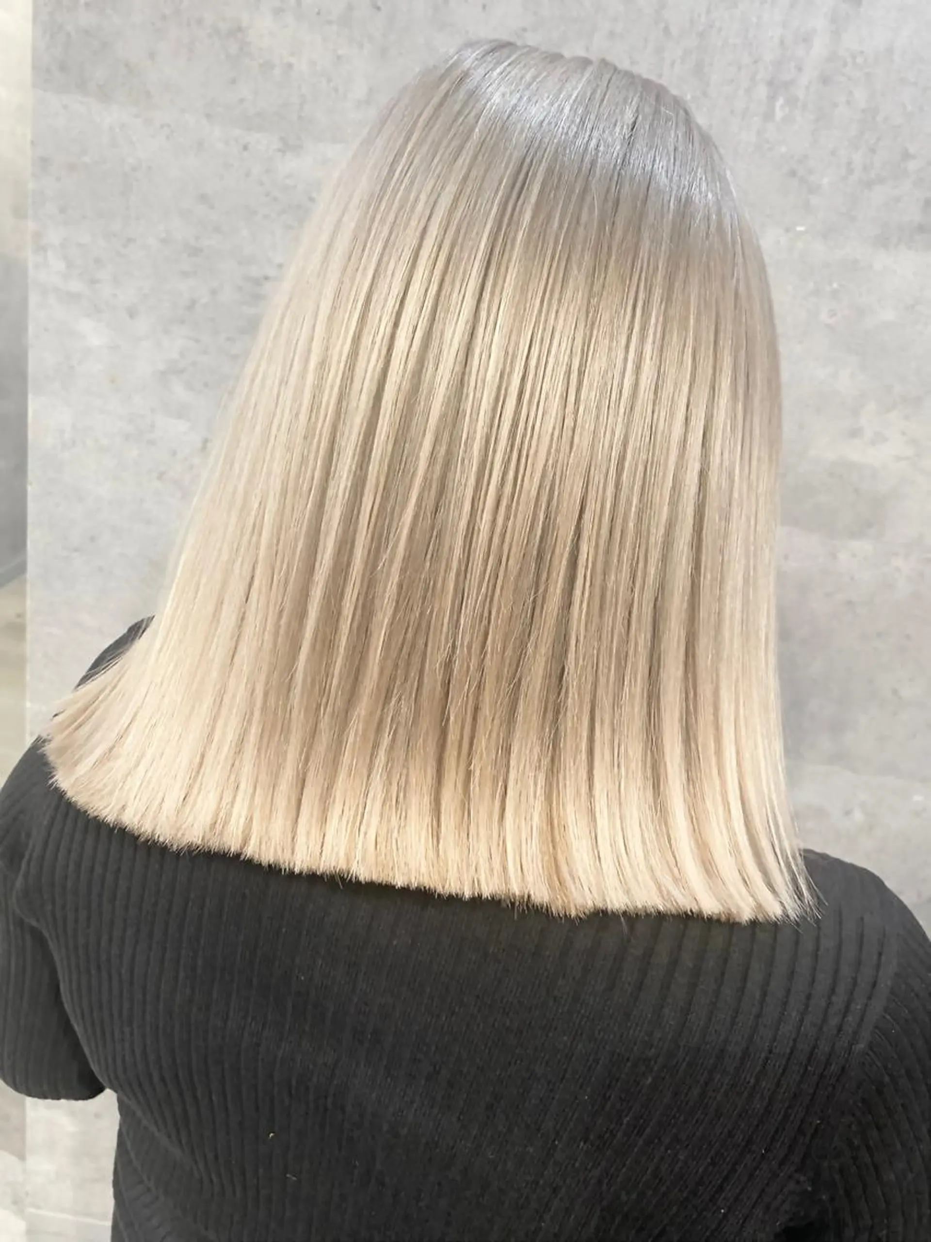 ミディアム カラー パーマ ヘアアレンジ ネイル マツエク・マツパ アイブロウ 眉カラー ヘアカラー トリートメント 井上 一平のヘアスタイル