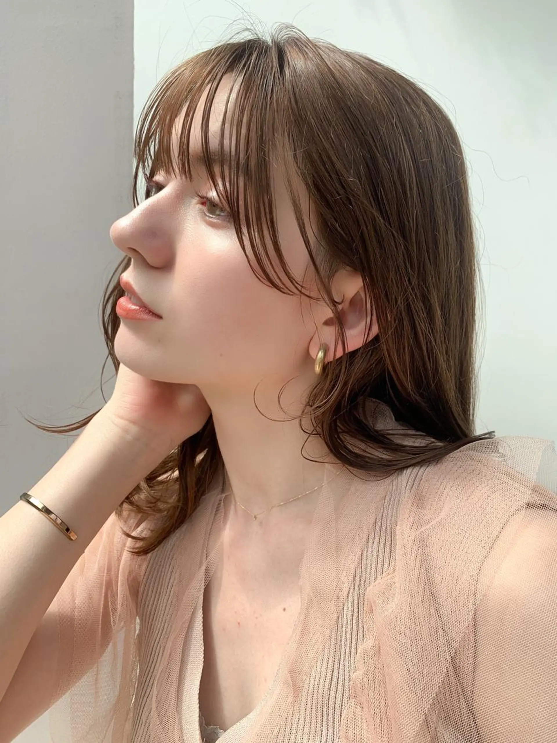 ミディアム カラー ヘアアレンジ ベージュカラー 透明感カラー 顔周りカット/アレン ジ/カラー小野寺紗良のヘアスタイル