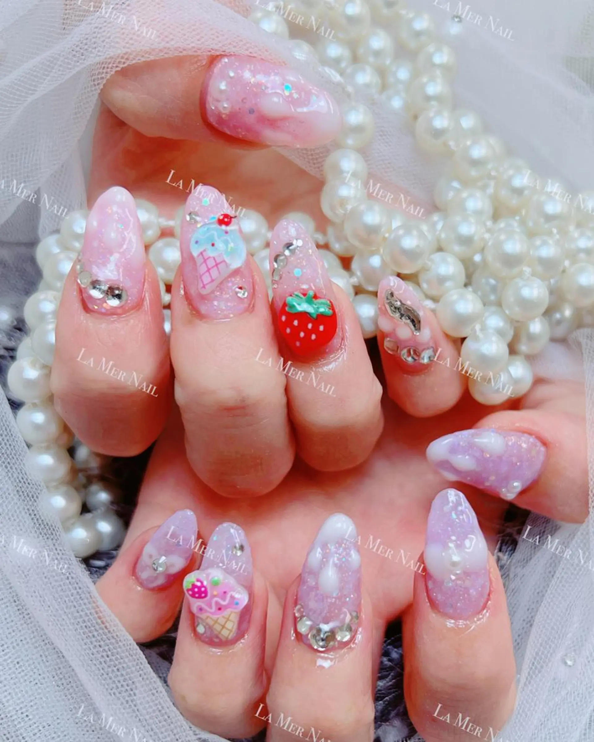 ネイル 🌻 Momoko_のネイルデザイン