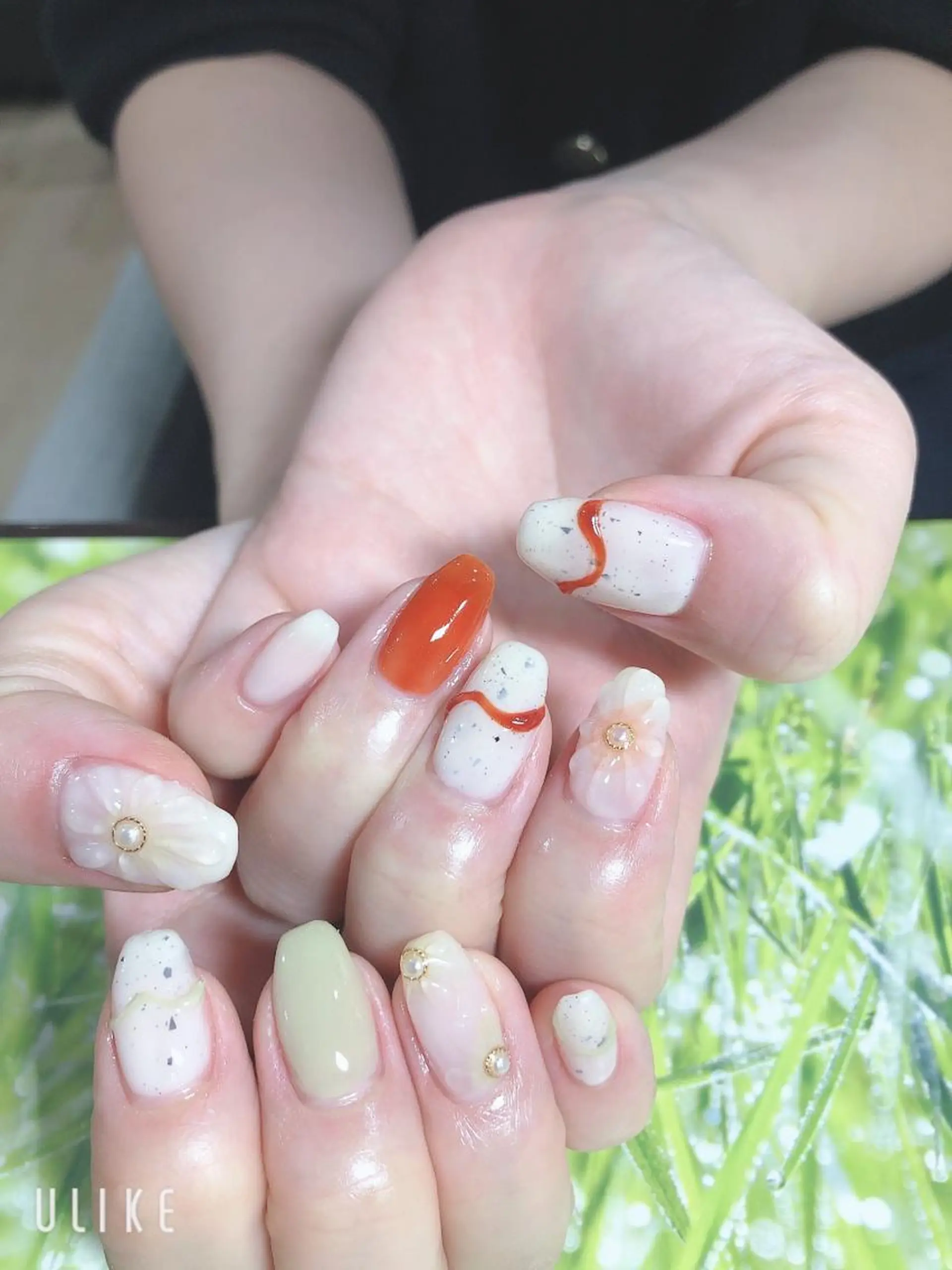 ネイル ニュアンスネイル ハンドネイル 吉野✨ ネイルデザイナー✨のネイルデザイン