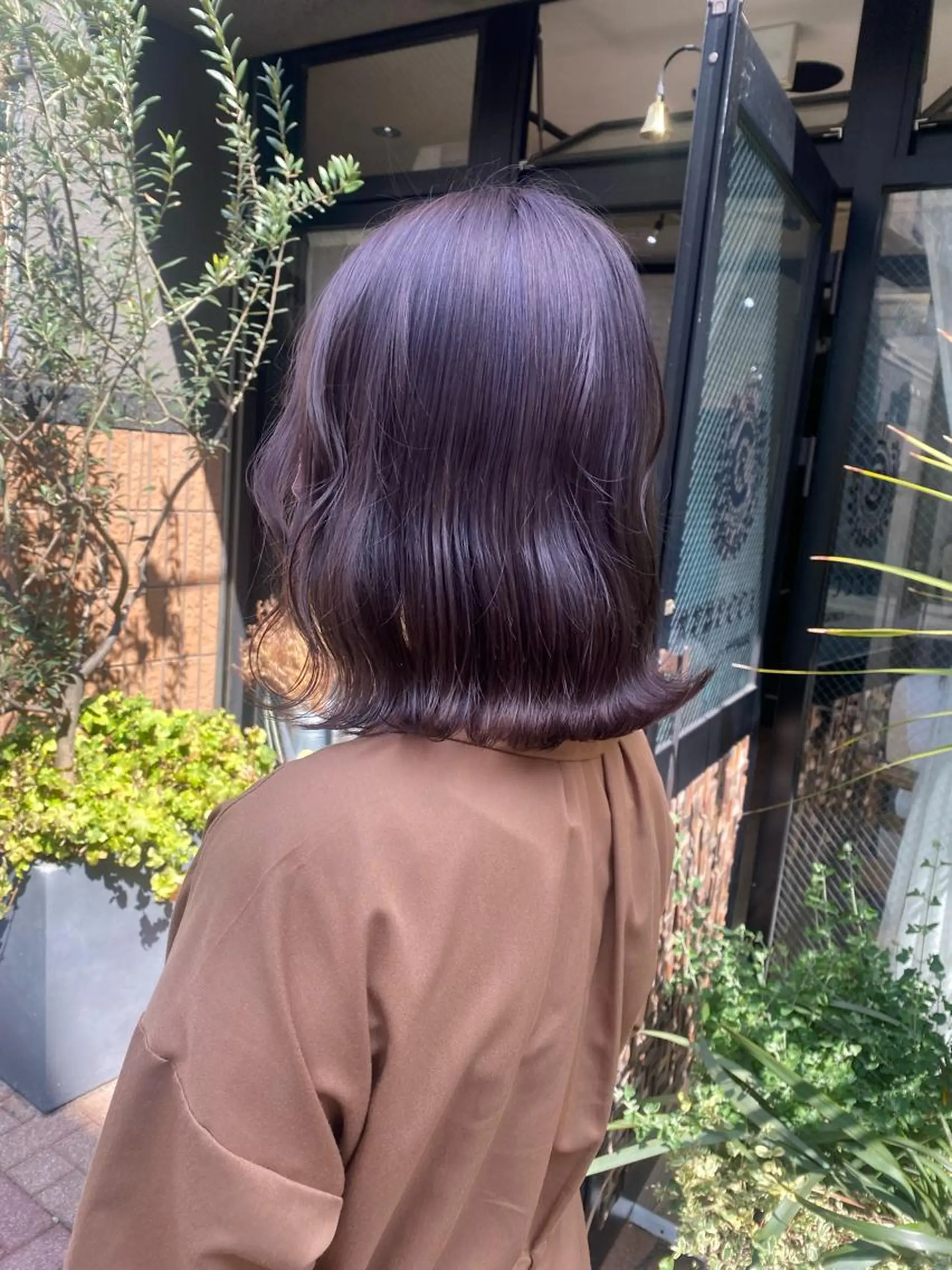 ミディアム カラー ヘアアレンジ ラベンダーカラー ヘアカラー トリートメント あおい 🍒暖色カラーのヘアスタイル