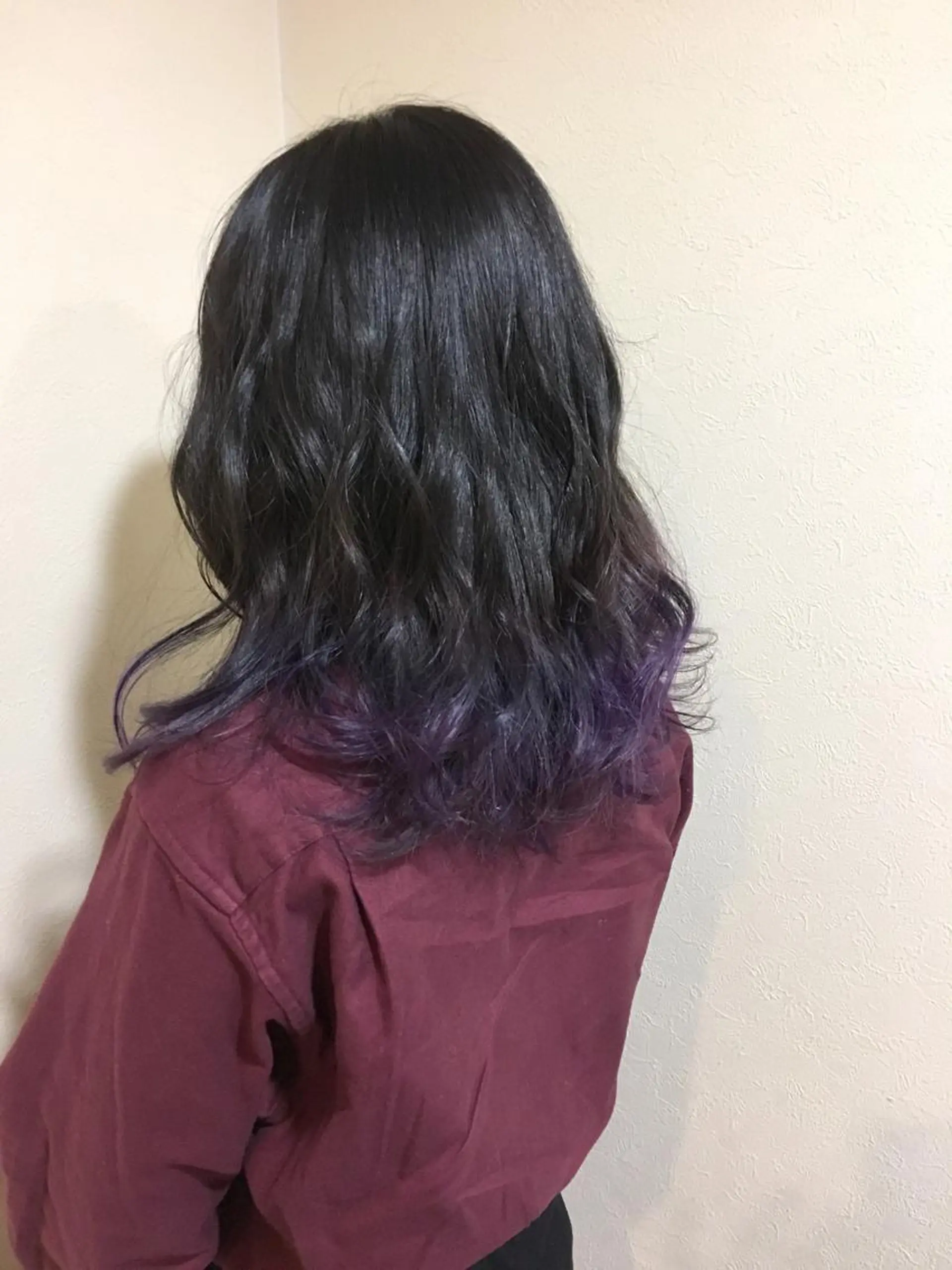 カラー 工藤 綾華のヘアスタイル