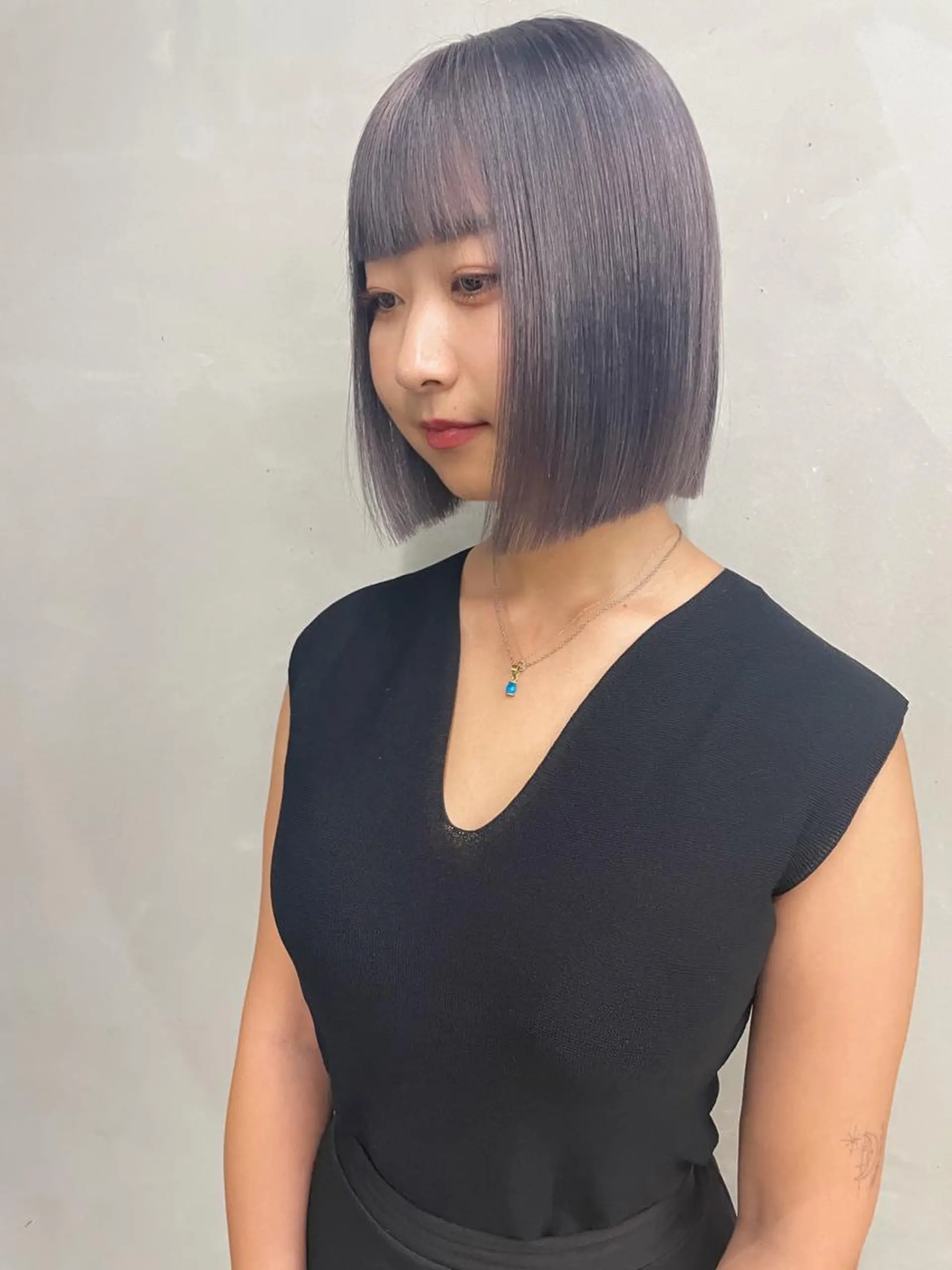 ショート カラー 切りっぱなしボブ ハイトーンカラー ボブ カット ヘアカラー トリートメント ヘアセット センスをお届けします 大谷将生INFPのヘアスタイル