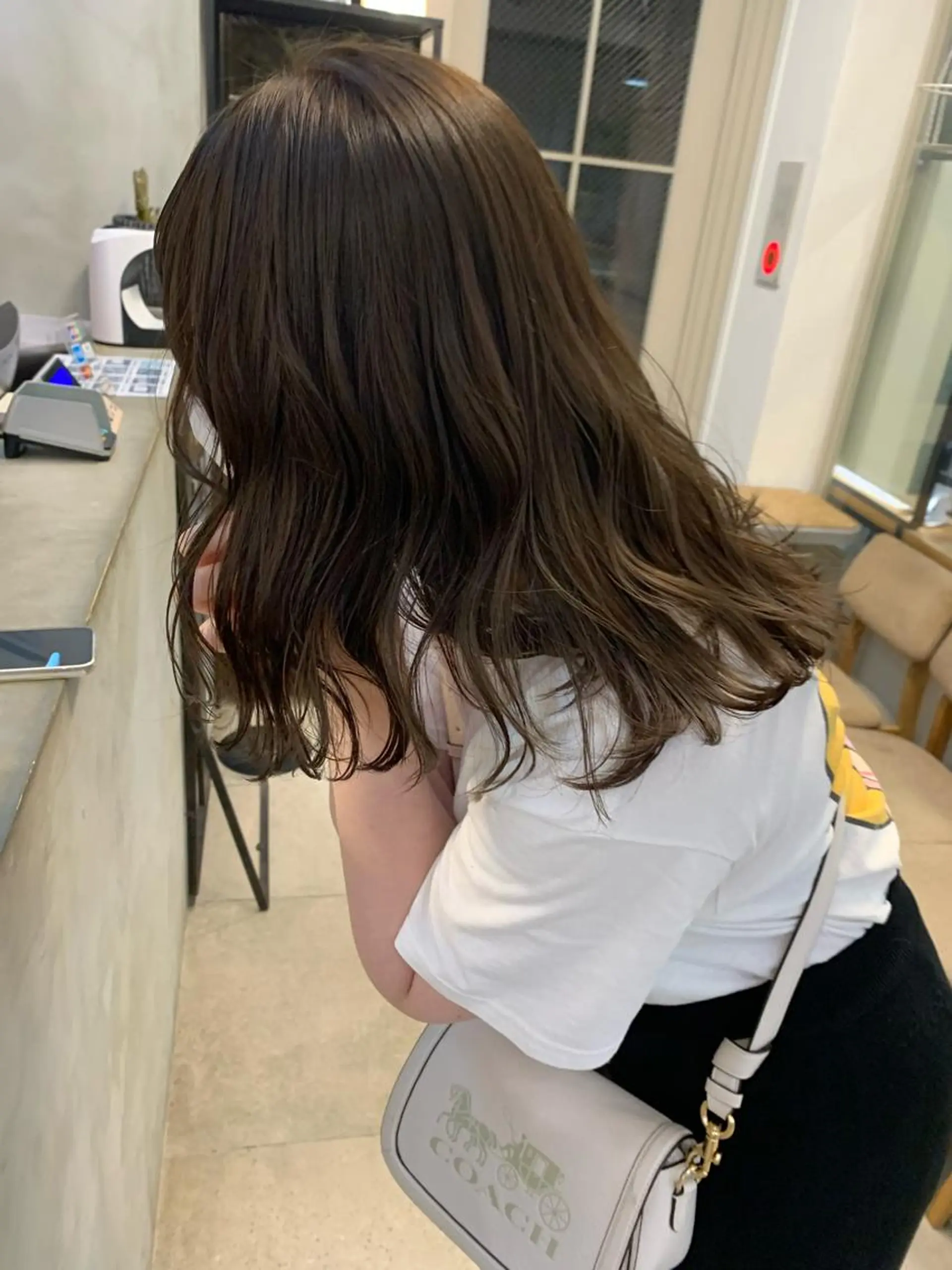 セミロング カラー ヘアカラー トリートメント REINA☁️透明感 カラー/ぷつっと♡のヘアスタイル