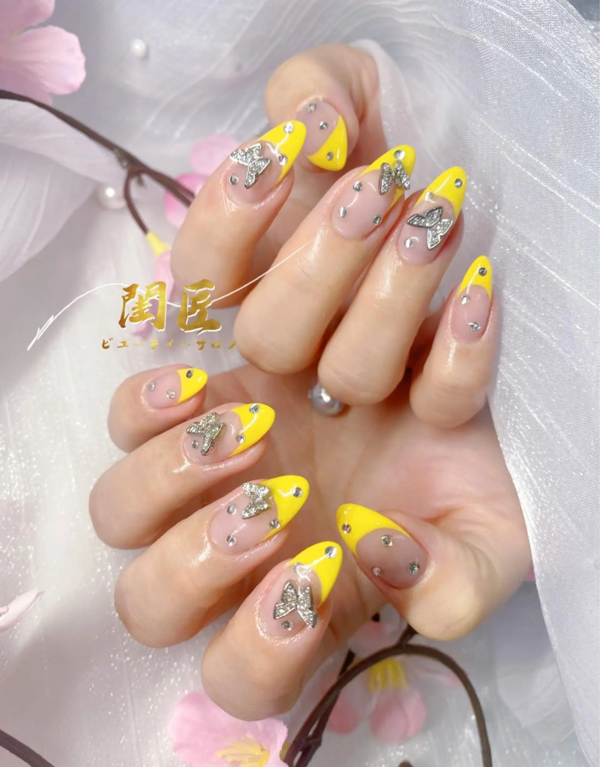 ネイル フレンチネイル 持ち込み ハンドネイル 閨匠 上野店のネイルデザイン