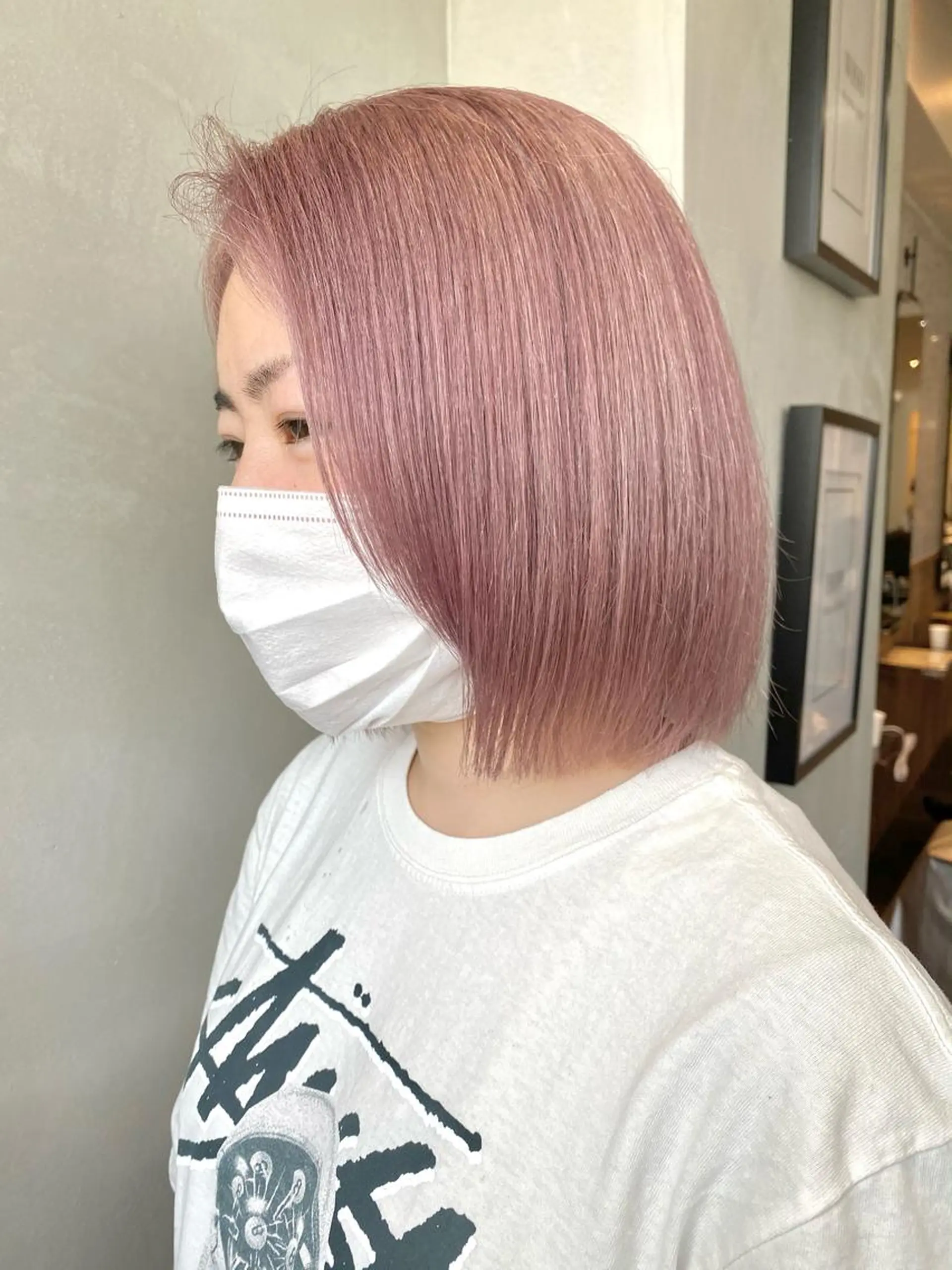 ショート カラー 艶ハイトーンブリーチ 🌈小林侑雅のヘアスタイル