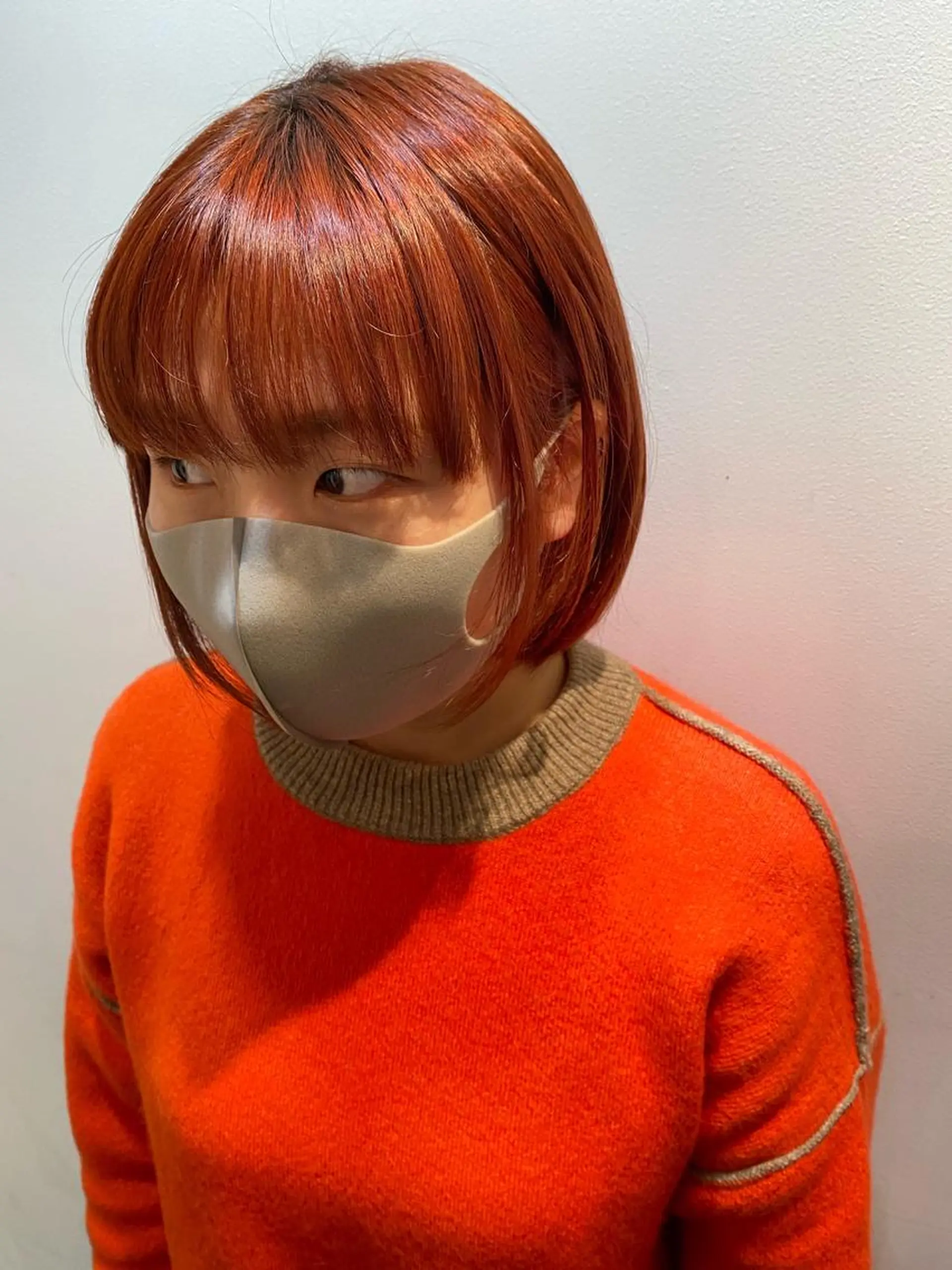 ショート カラー ブリーチ オレンジ ボブ カット ヘアカラー トリートメント tonari 梅田、中崎町のヘアスタイル
