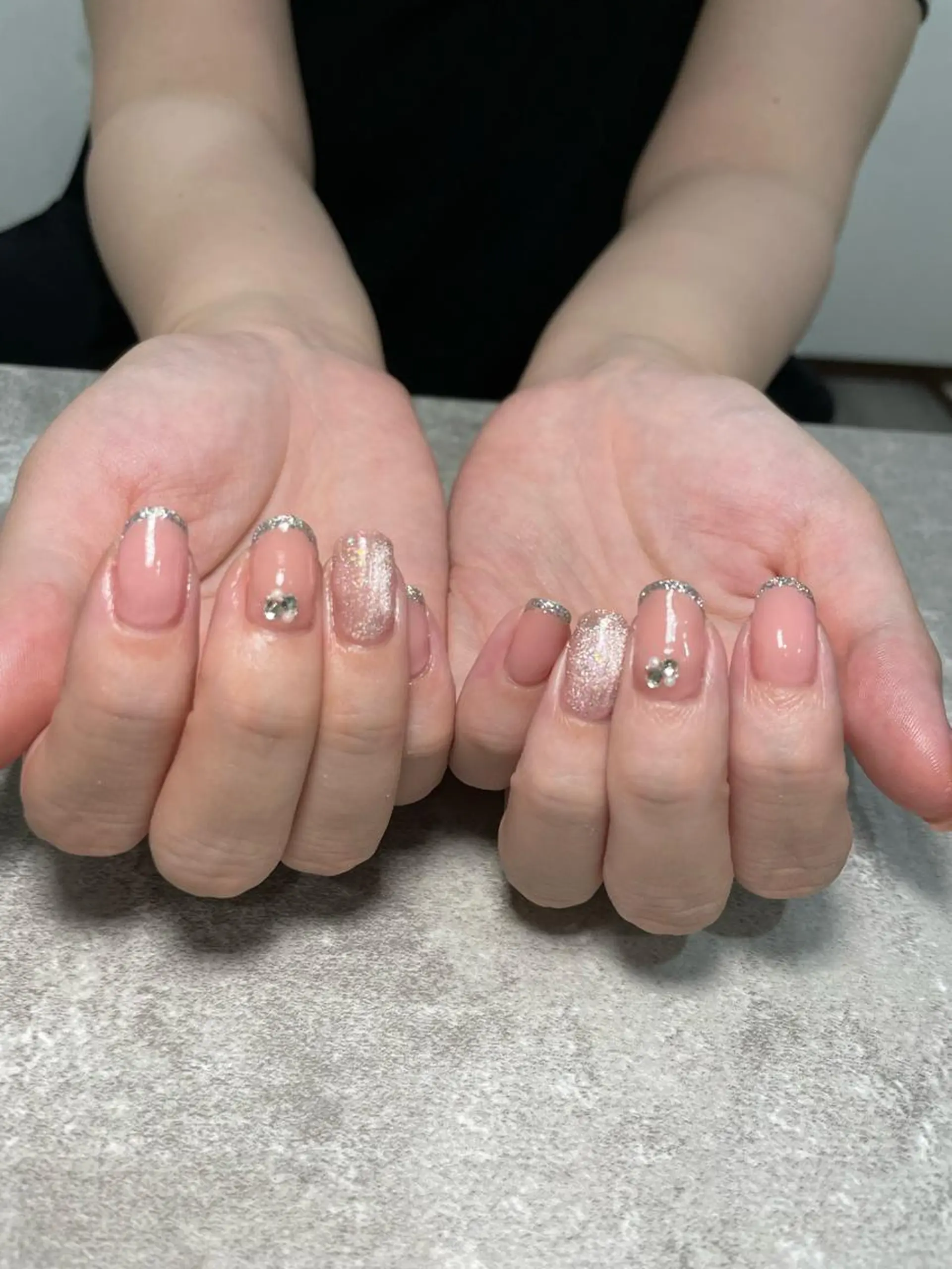 ネイル 持ち込み Raviliss ♡のネイルデザイン