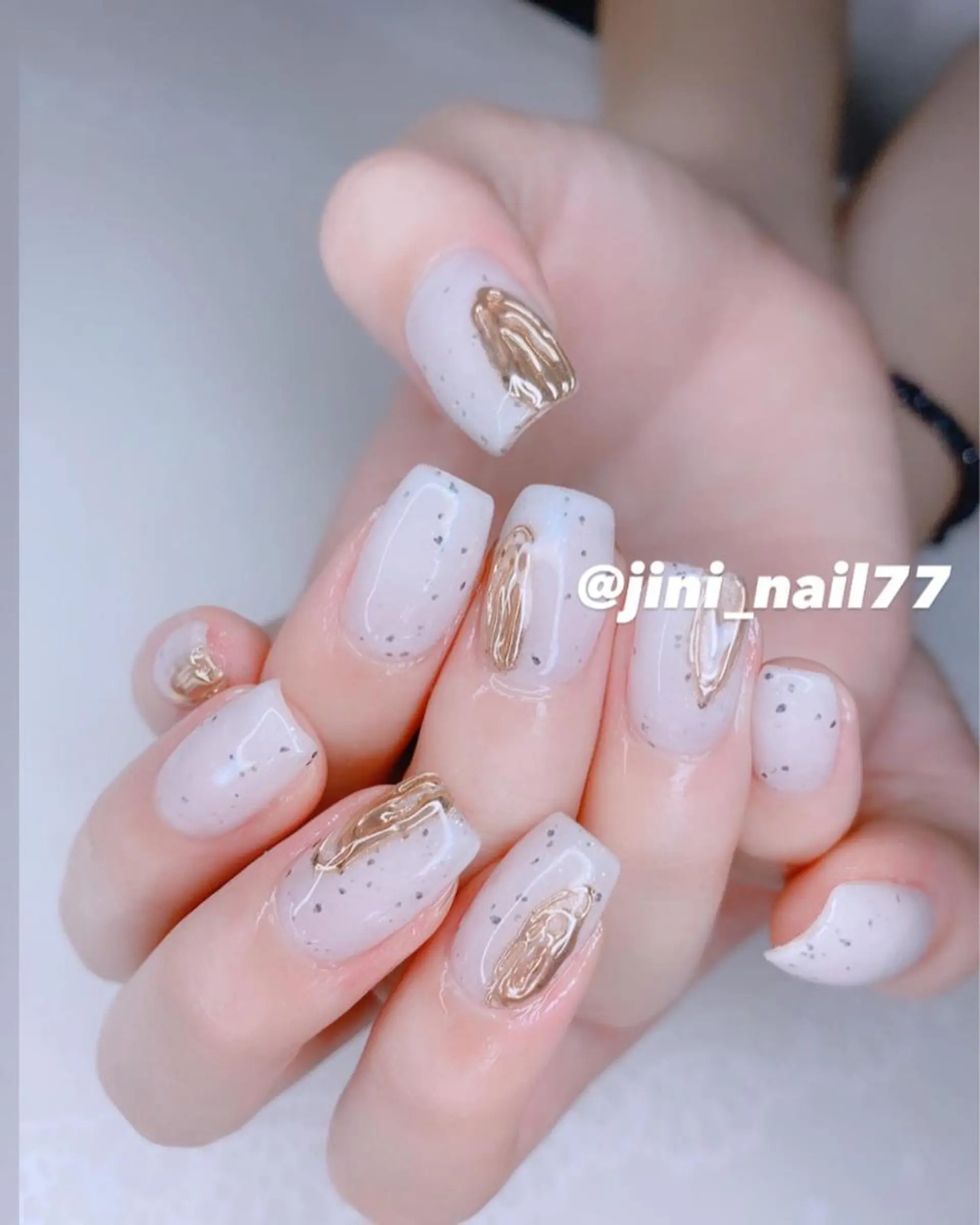 ネイル ハンドネイル JINI NAIL所属・ジニ ネイルのネイルデザイン