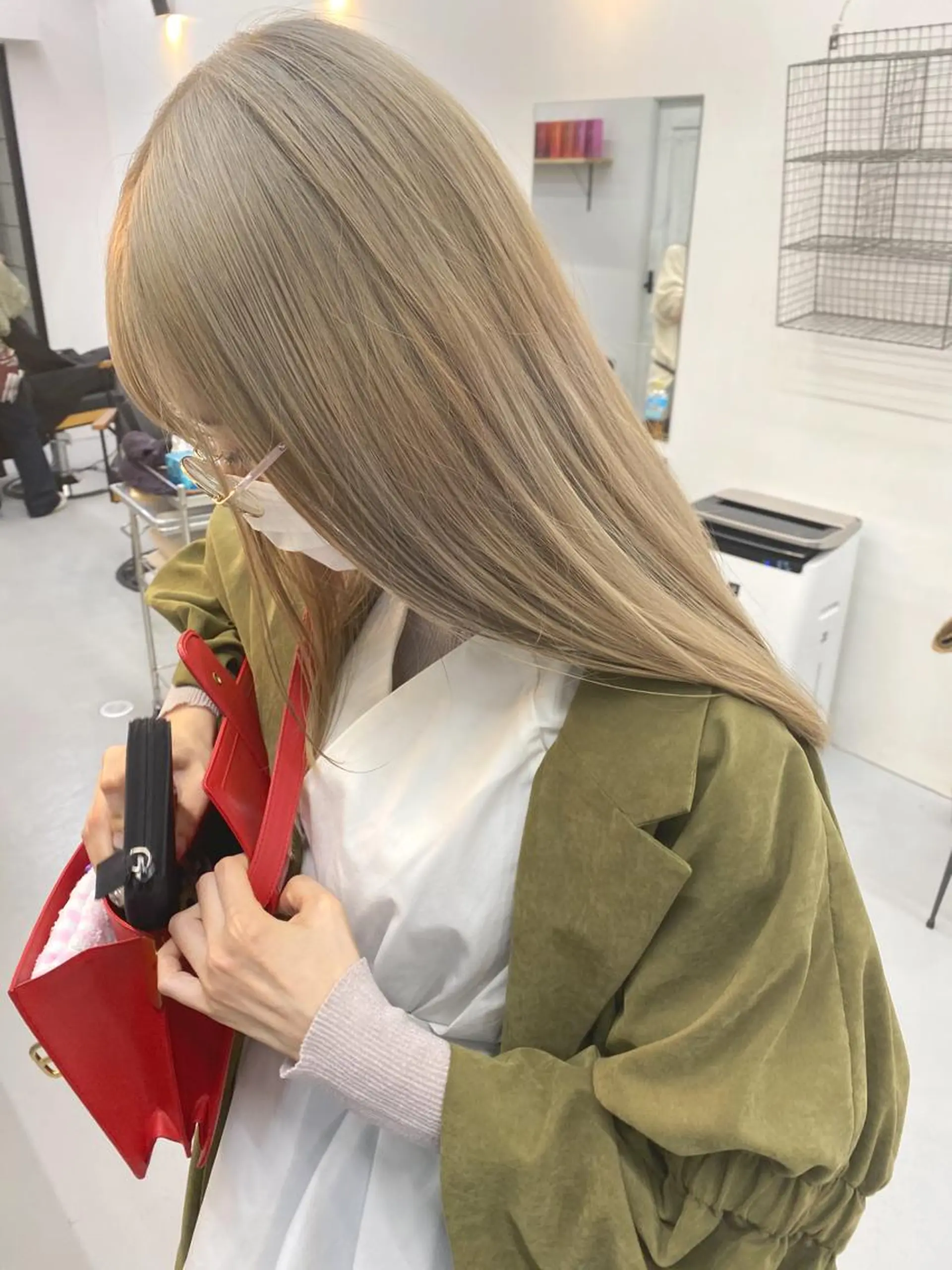 ロング カラー 栄・伏見 JOULE'Sのヘアスタイル