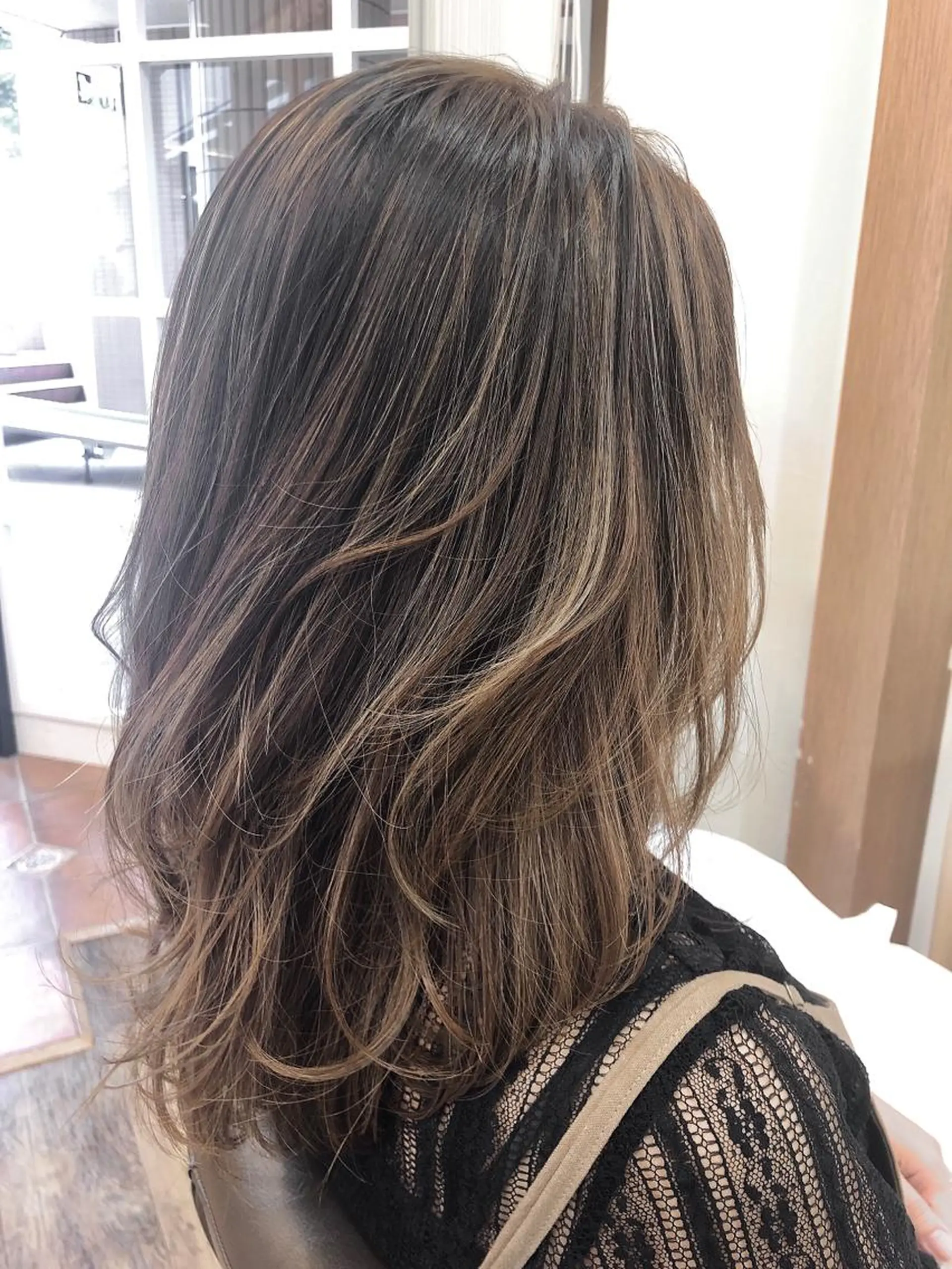 セミロング カラー 西野 美空🍊のヘアスタイル