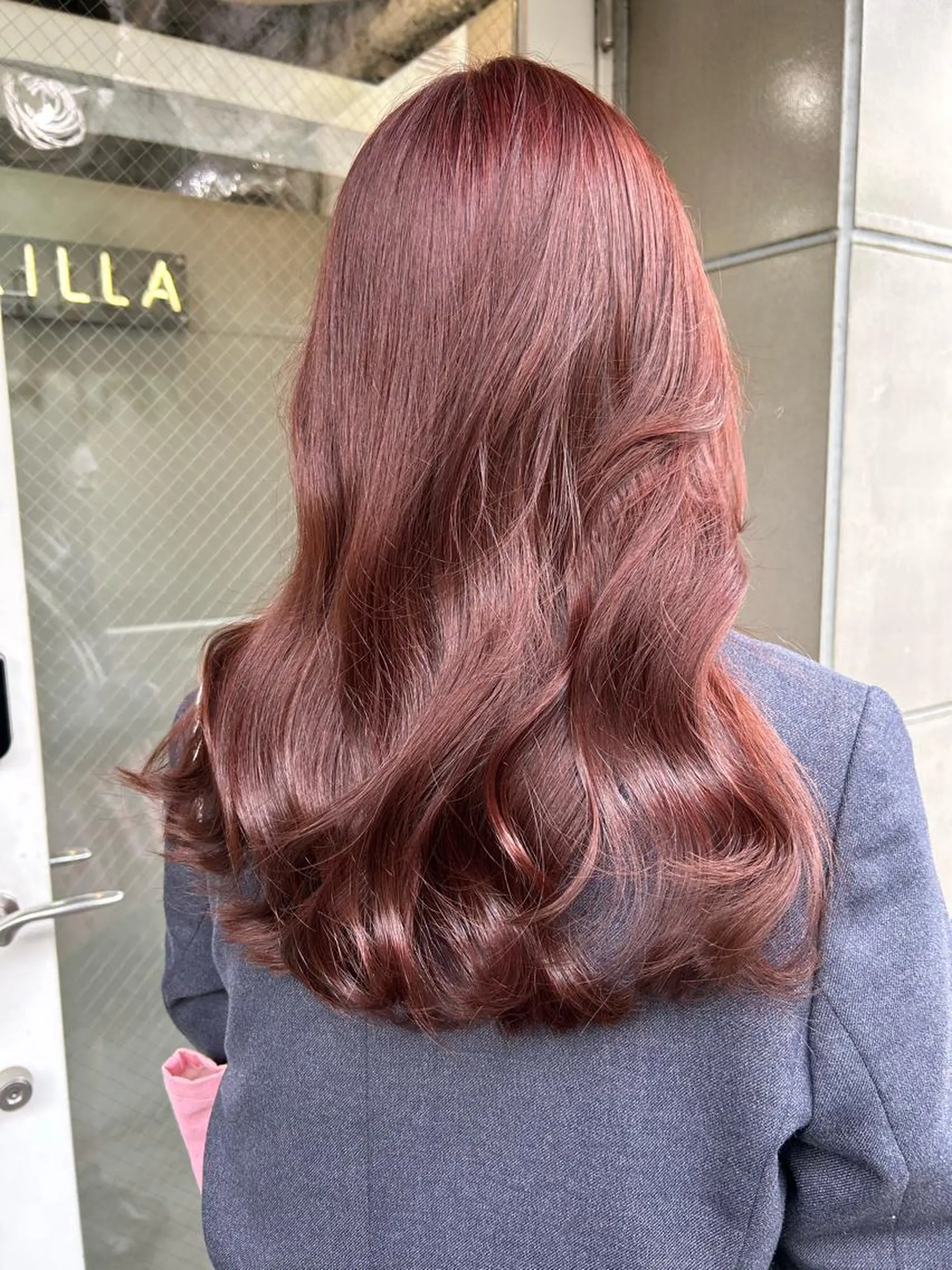 ロング カラー カシス ピンクカラー カット ヘアカラー トリートメント 🧸艶々韓国ヘア 🧁mizunaのヘアスタイル