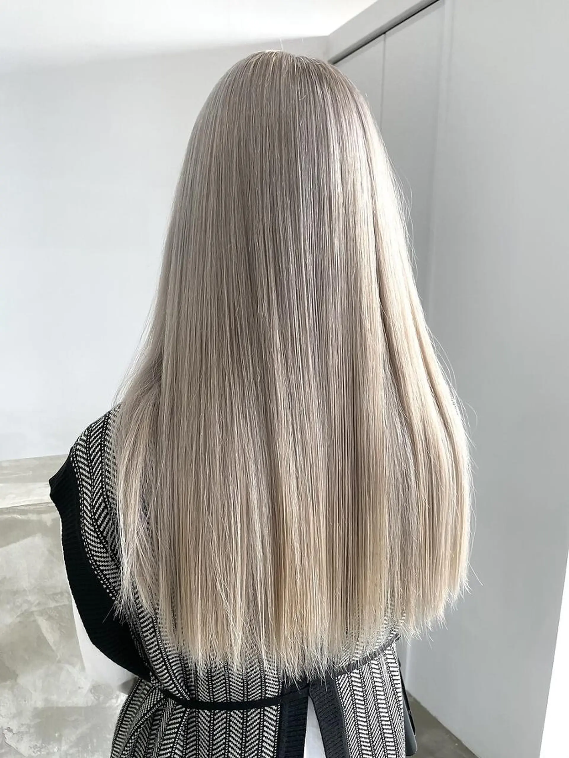 ロング ボブ ハイライト 髪質改善 韓国風ヘア レイヤーカット ヘアカラー Nought etre 西金沢のヘアスタイル