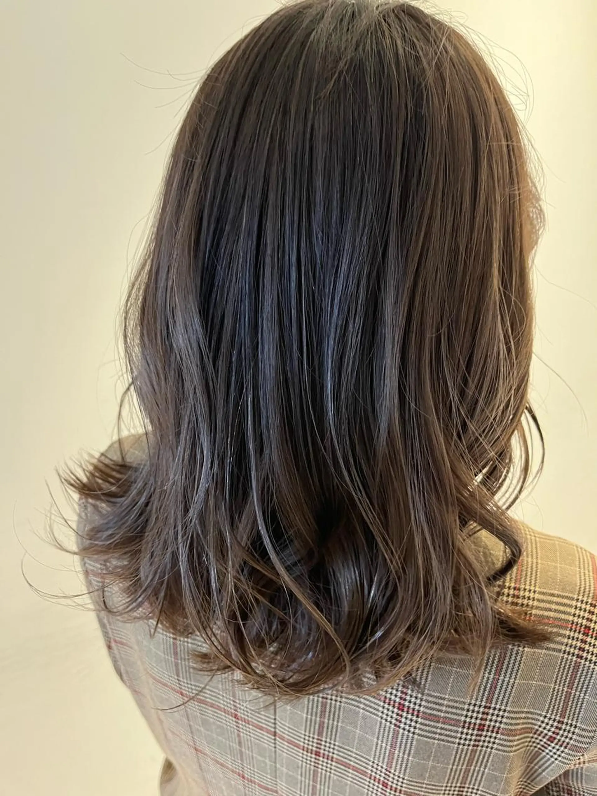 セミロング カラー 奥山 沙季(大井町)のヘアスタイル