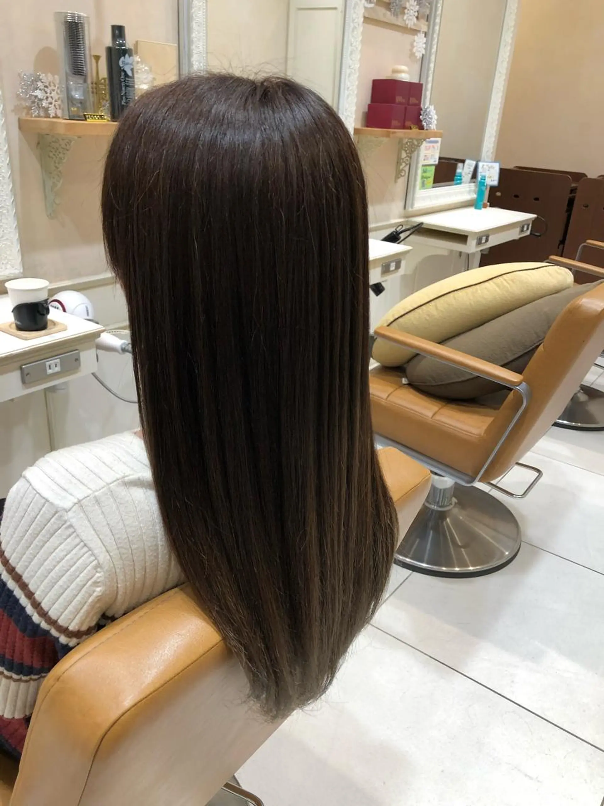 ロング カラー アッシュ ブリーチ ブルーカラー ブルージュ ハイライトカラー ツヤ髪カラー💎 佐藤あきのヘアスタイル