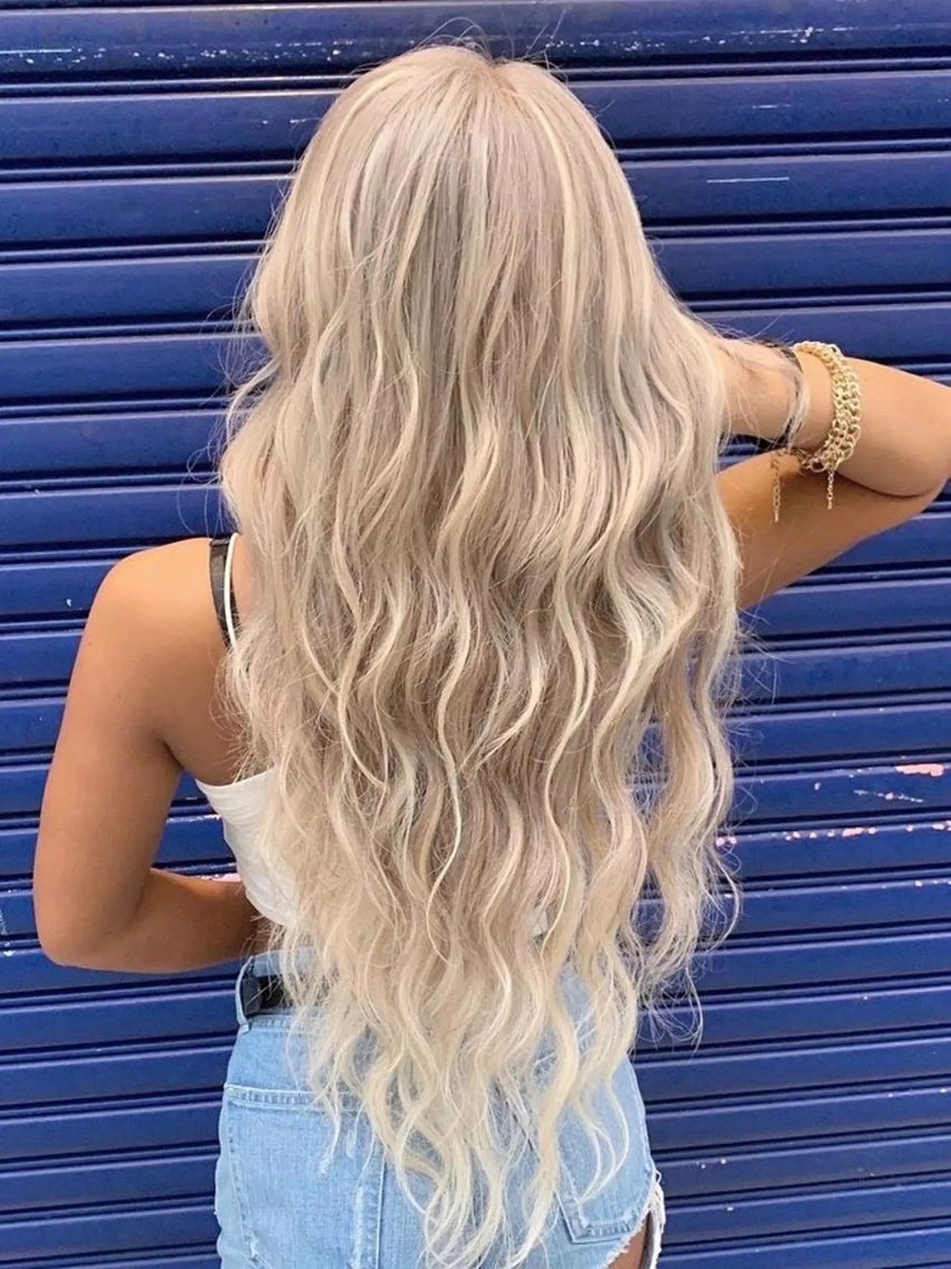 ロング カラー ヘアアレンジ Device ディバイスのヘアスタイル