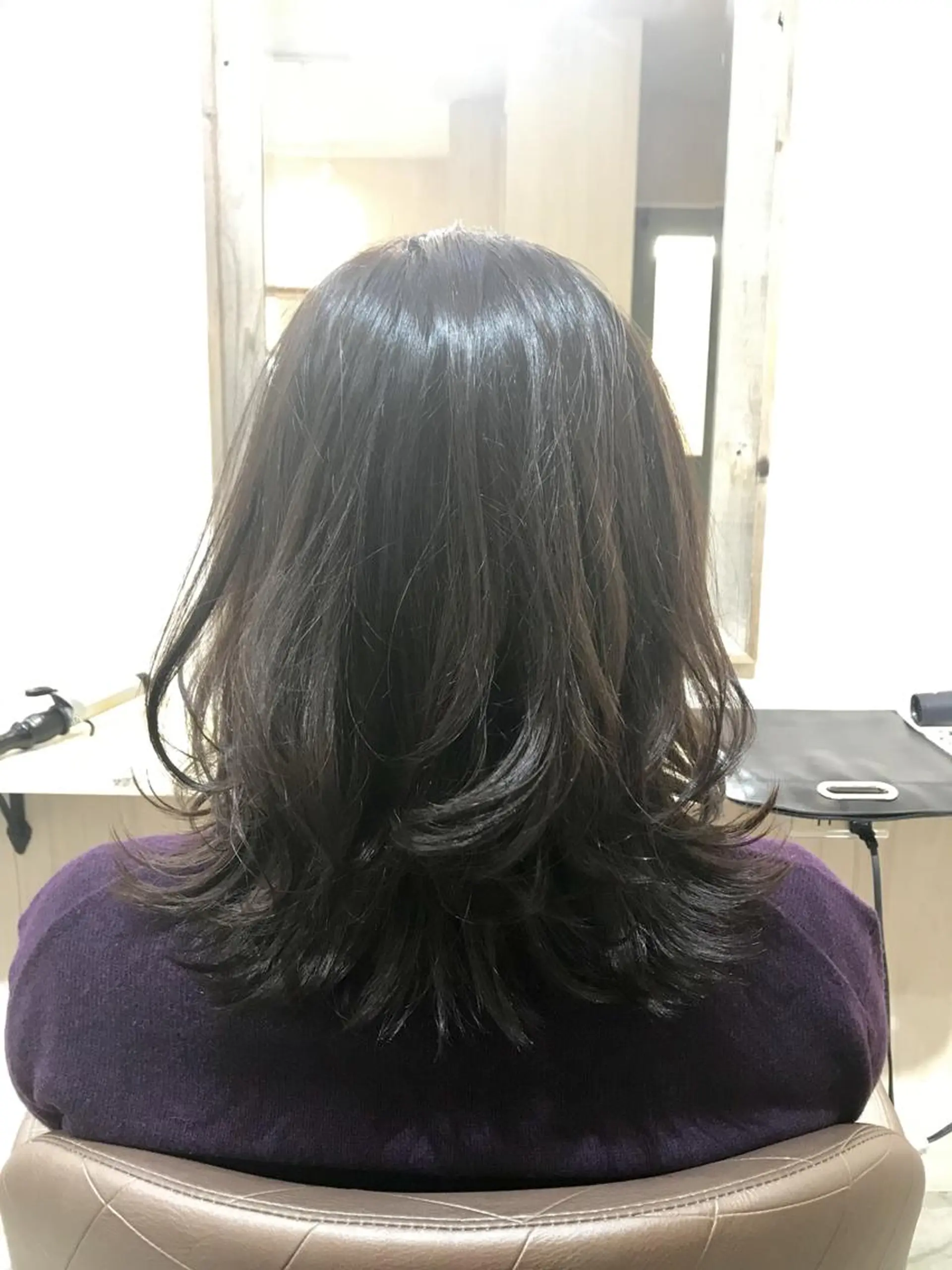 カラー 嶋村夏実🌼レイヤー 🌸白髪ぼかしのヘアスタイル