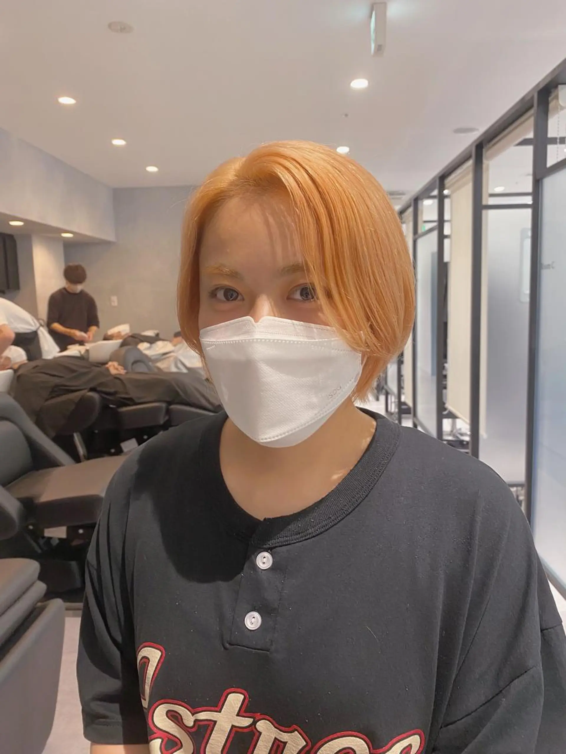 ショート カラー オレンジ カット ヘアカラー トリートメント 鈴木/ミルクティー/ ブリーチ/ボブ/のヘアスタイル