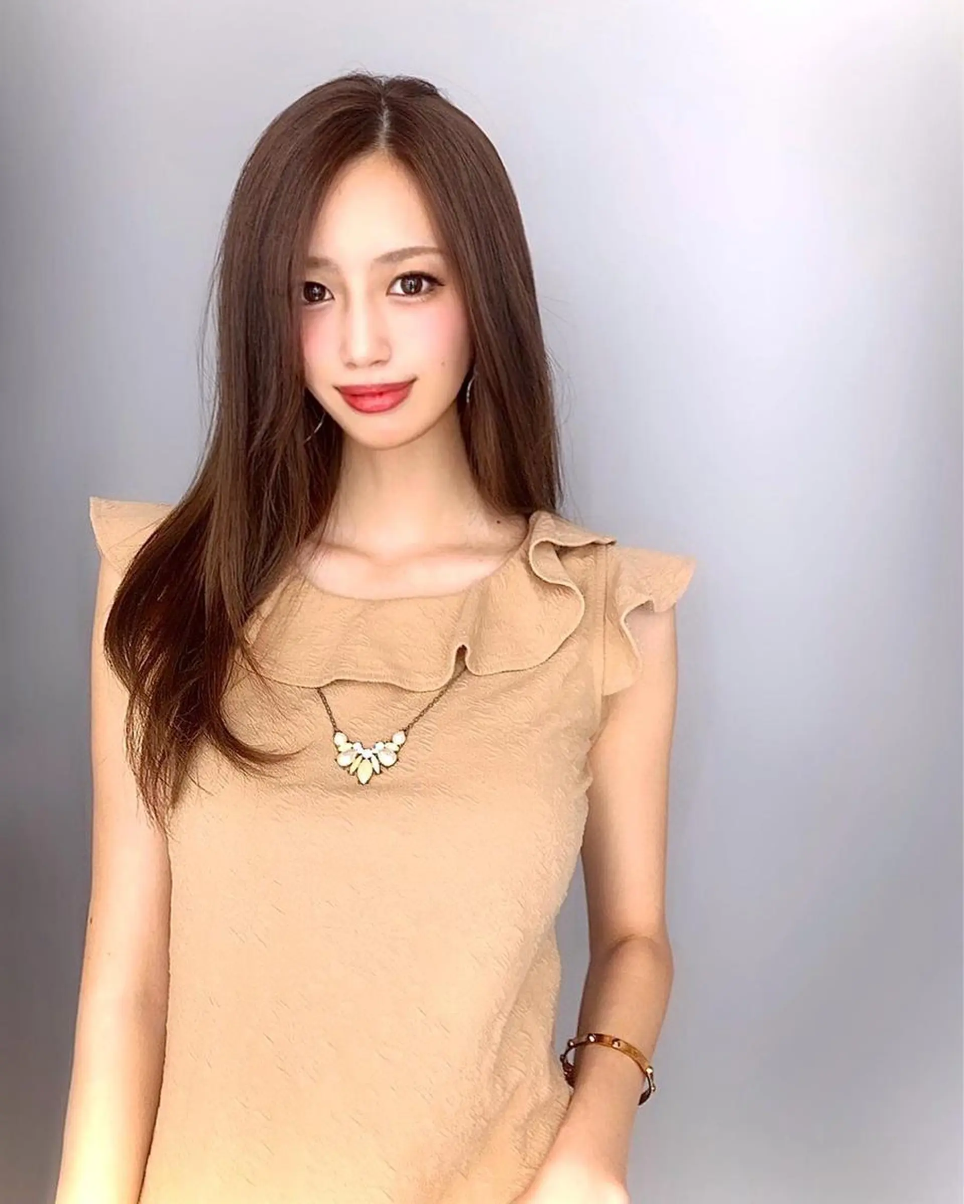 セミロング カラー カット ヘアカラー トリートメント 💙美髪救世主💙 関華蓮のヘアスタイル