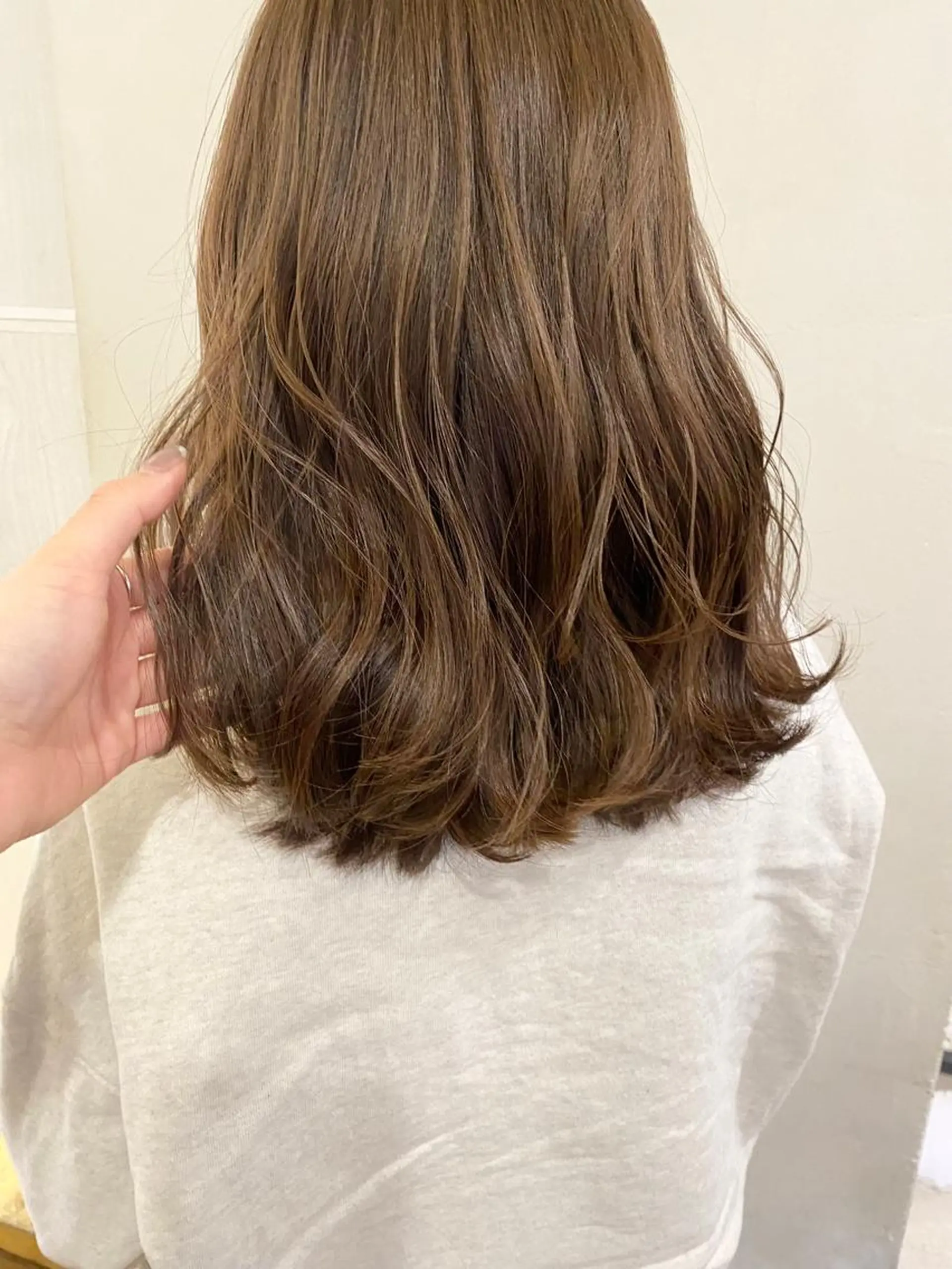 ミディアム カラー シェアサロンコネクト所属・Chiho/ 博多/パーマ/ボブのヘアスタイル