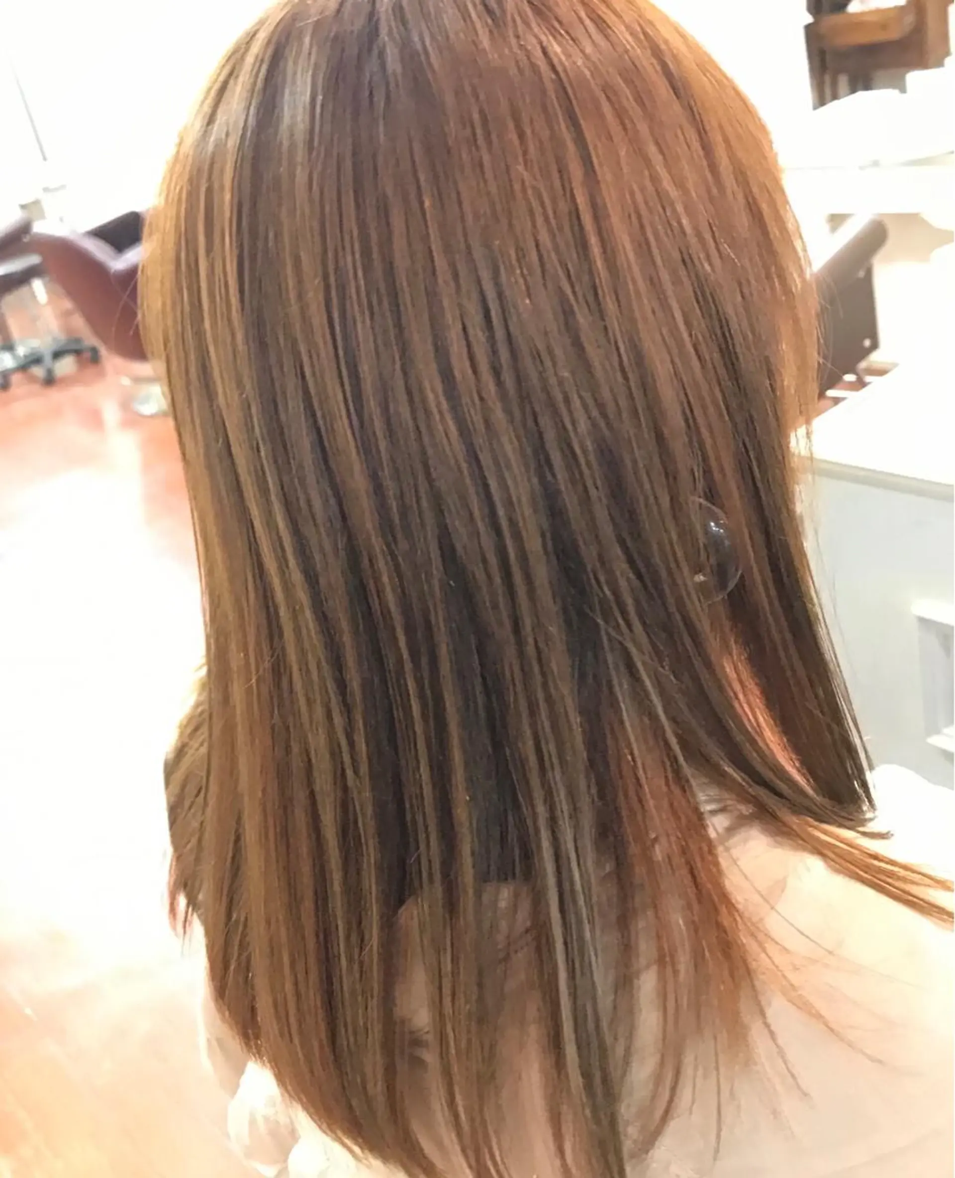 ミディアム カラー ヨシダ トオルのヘアスタイル