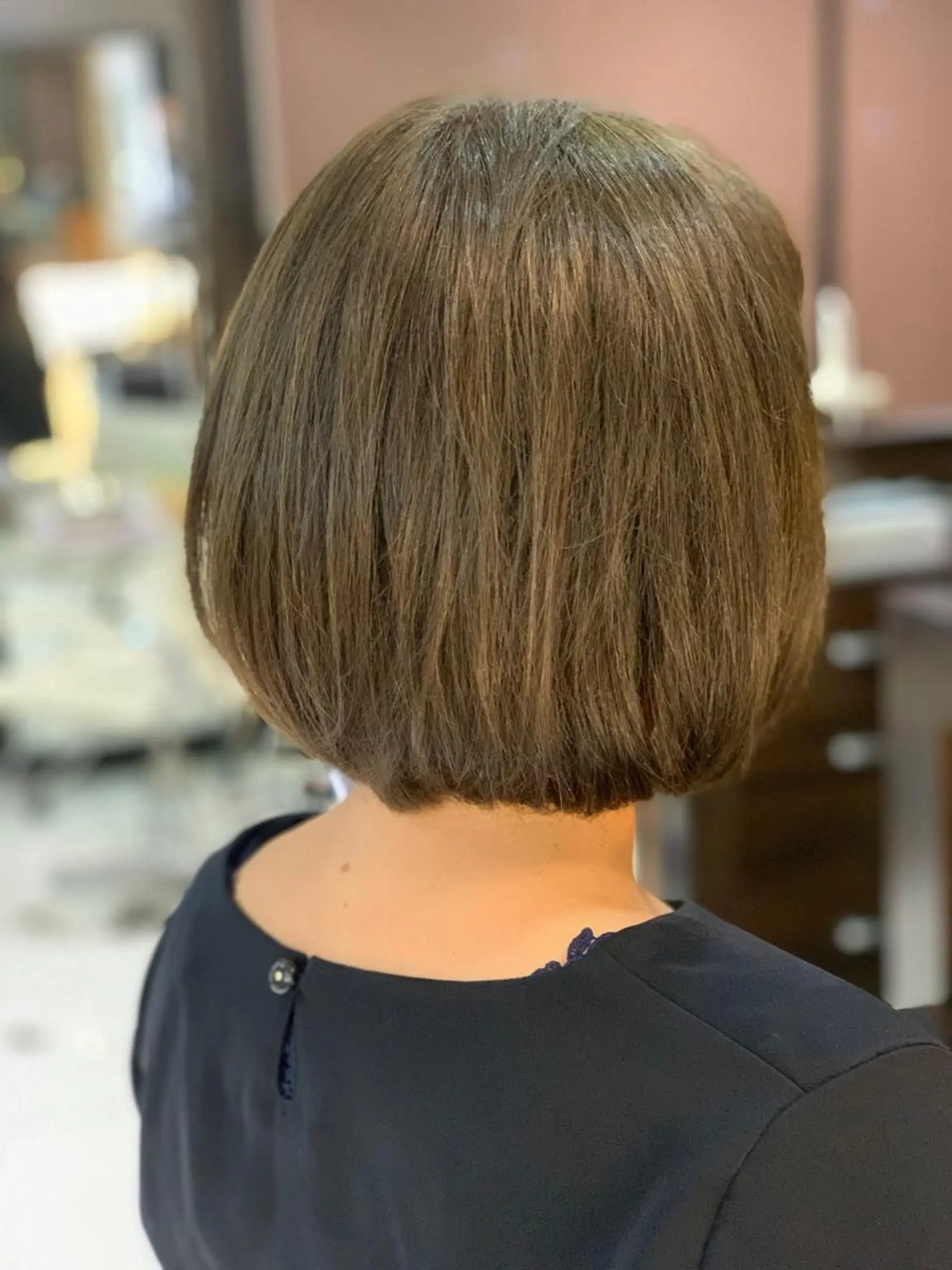 ショート カラー パーマ ヘアアレンジ ブリーチ グレージュ カーキグレージュ ブリーチなしカラー Merci メルシー 福岡、今泉のヘアスタイル