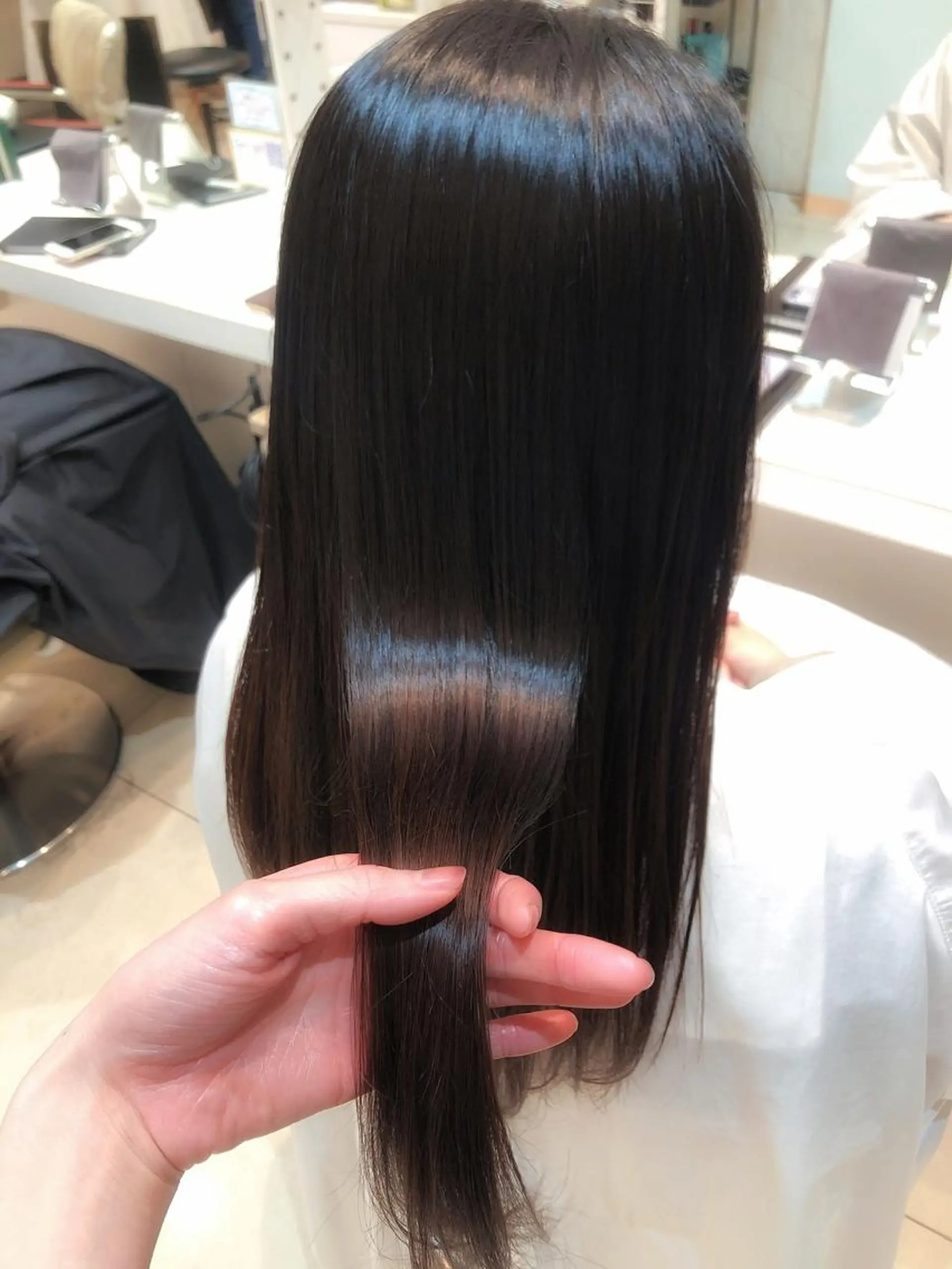 ロング 縮毛矯正 はだゆうき @hadadan08のヘアスタイル