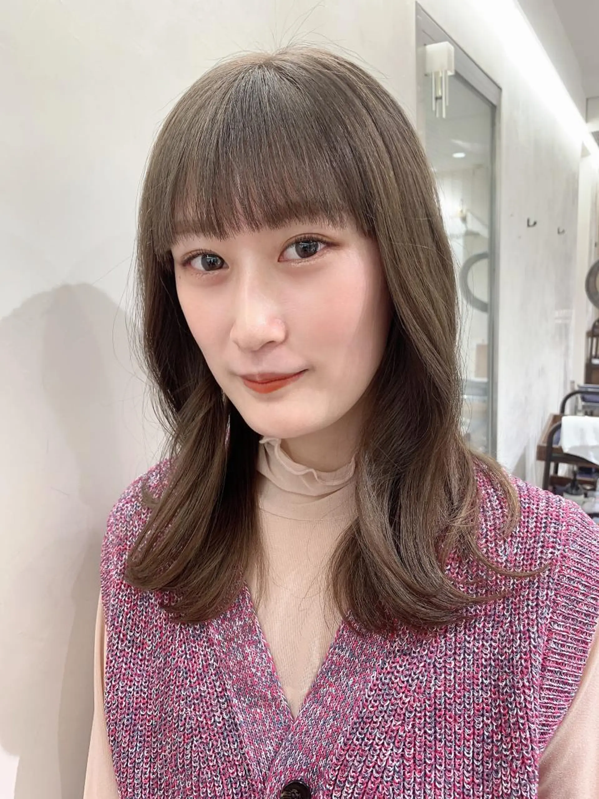 ミディアム ヘアアレンジ ミディアムパーマ くびれヘア 韓国風ヘア 似合わせカット 小顔カット カット ヘアセット GO TODAY シェアサロン 銀座Arc店所属・デジタルパーマ🫧 韓国風ヘア🫧サクラのヘアスタイル
